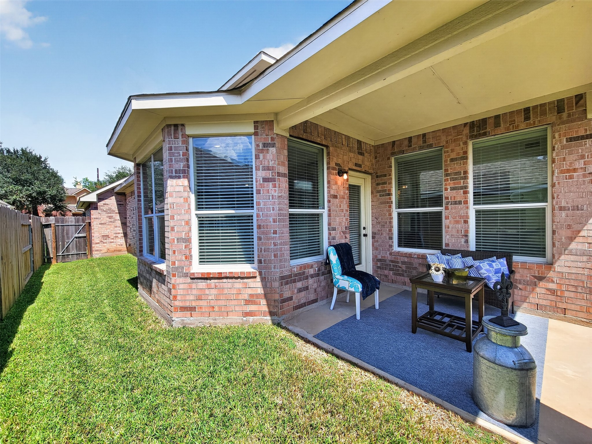 4027 Chestnut Bend Drive, Missouri City, TX 77459