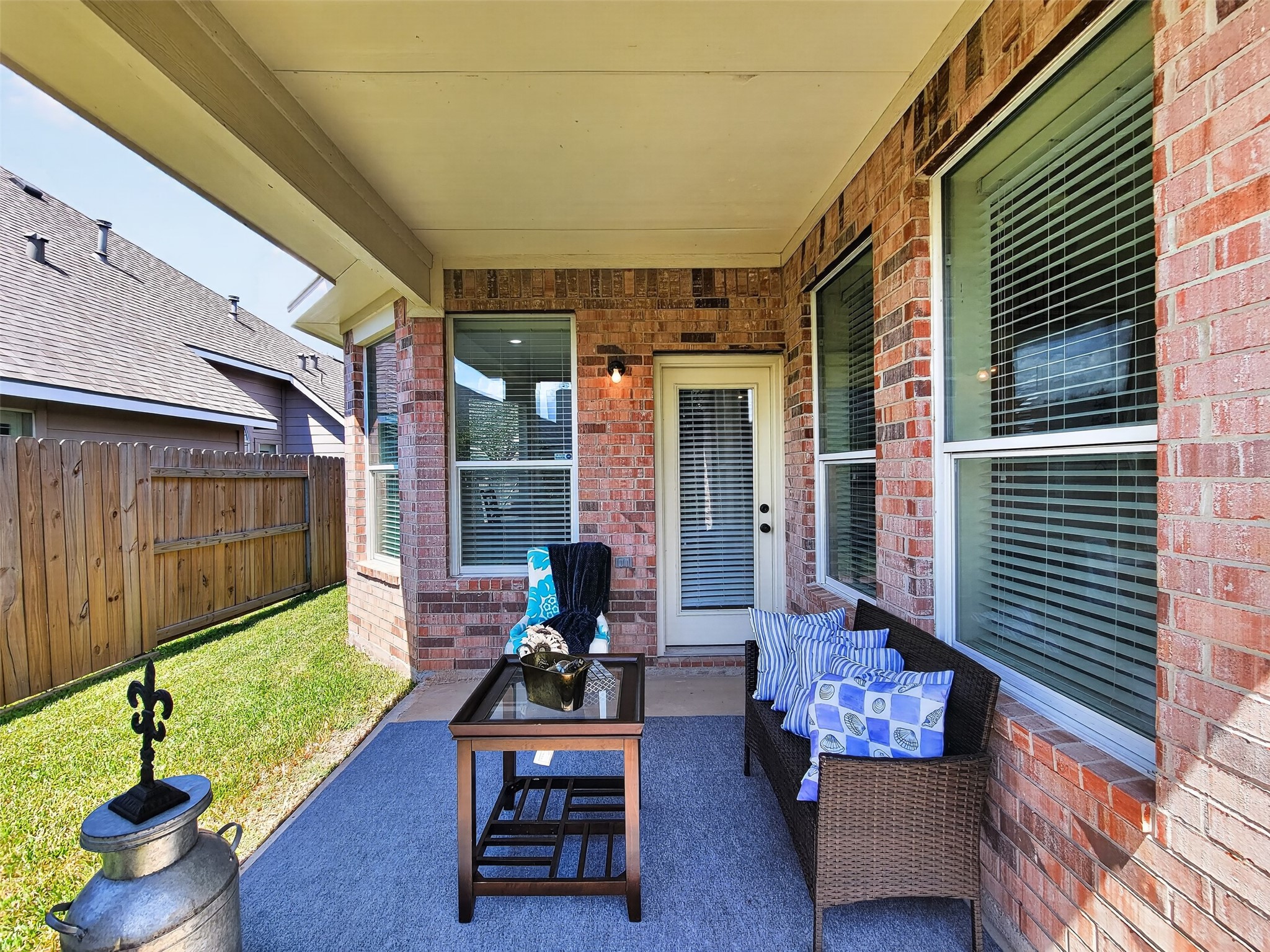 4027 Chestnut Bend Drive, Missouri City, TX 77459