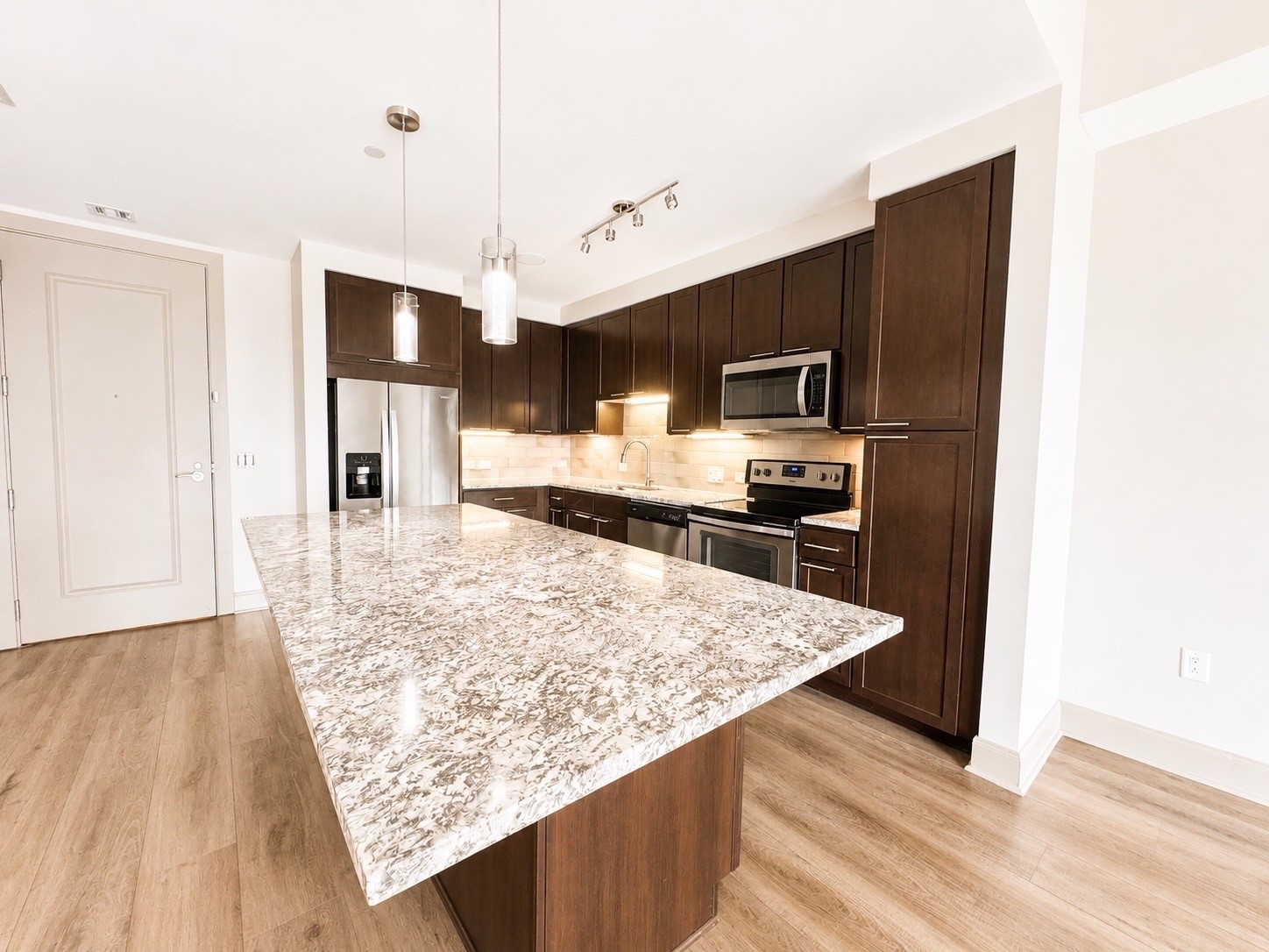 9787 Katy Freeway, #1504, Houston, TX 77024
