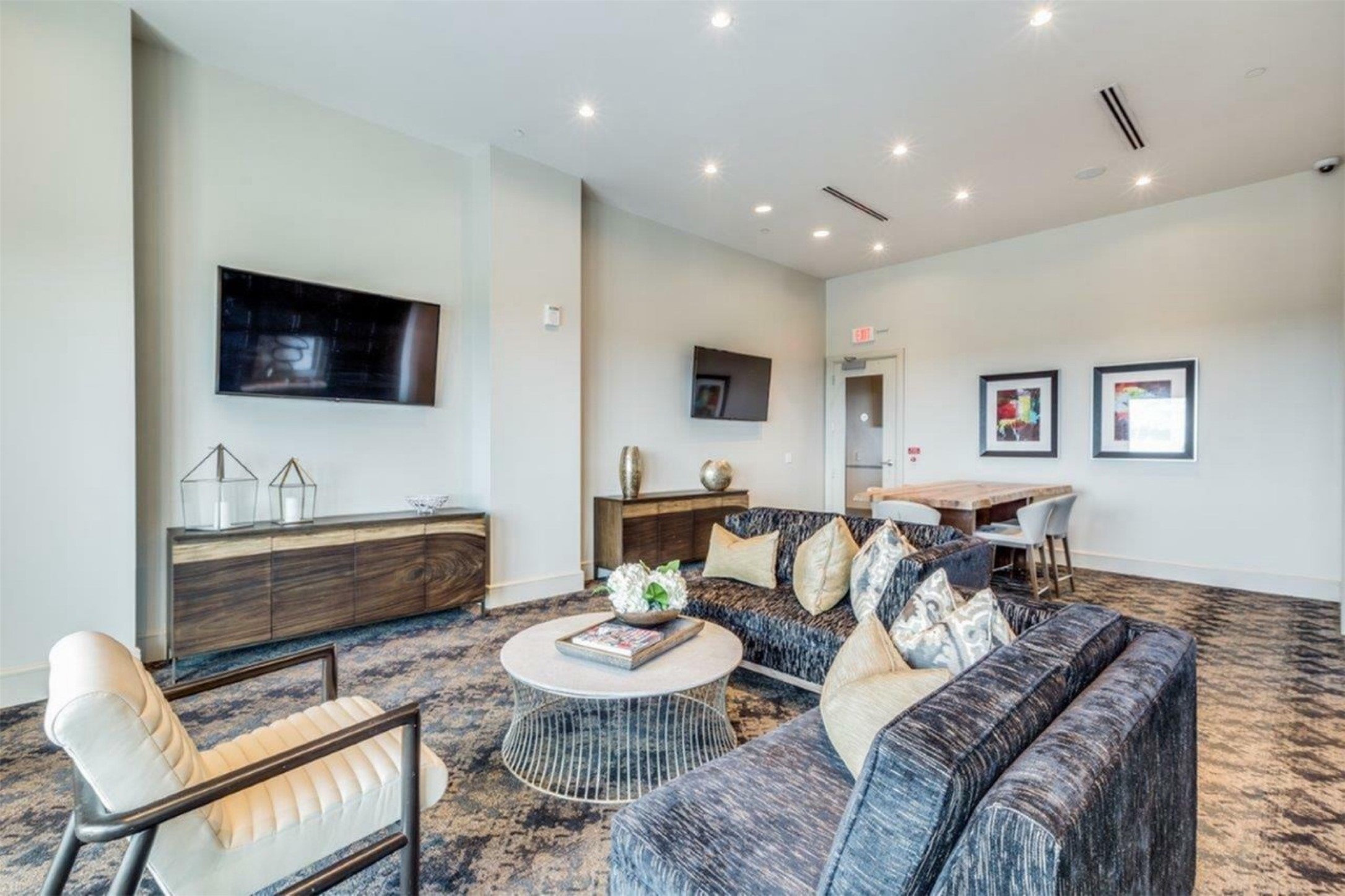 9787 Katy Freeway, #1504, Houston, TX 77024