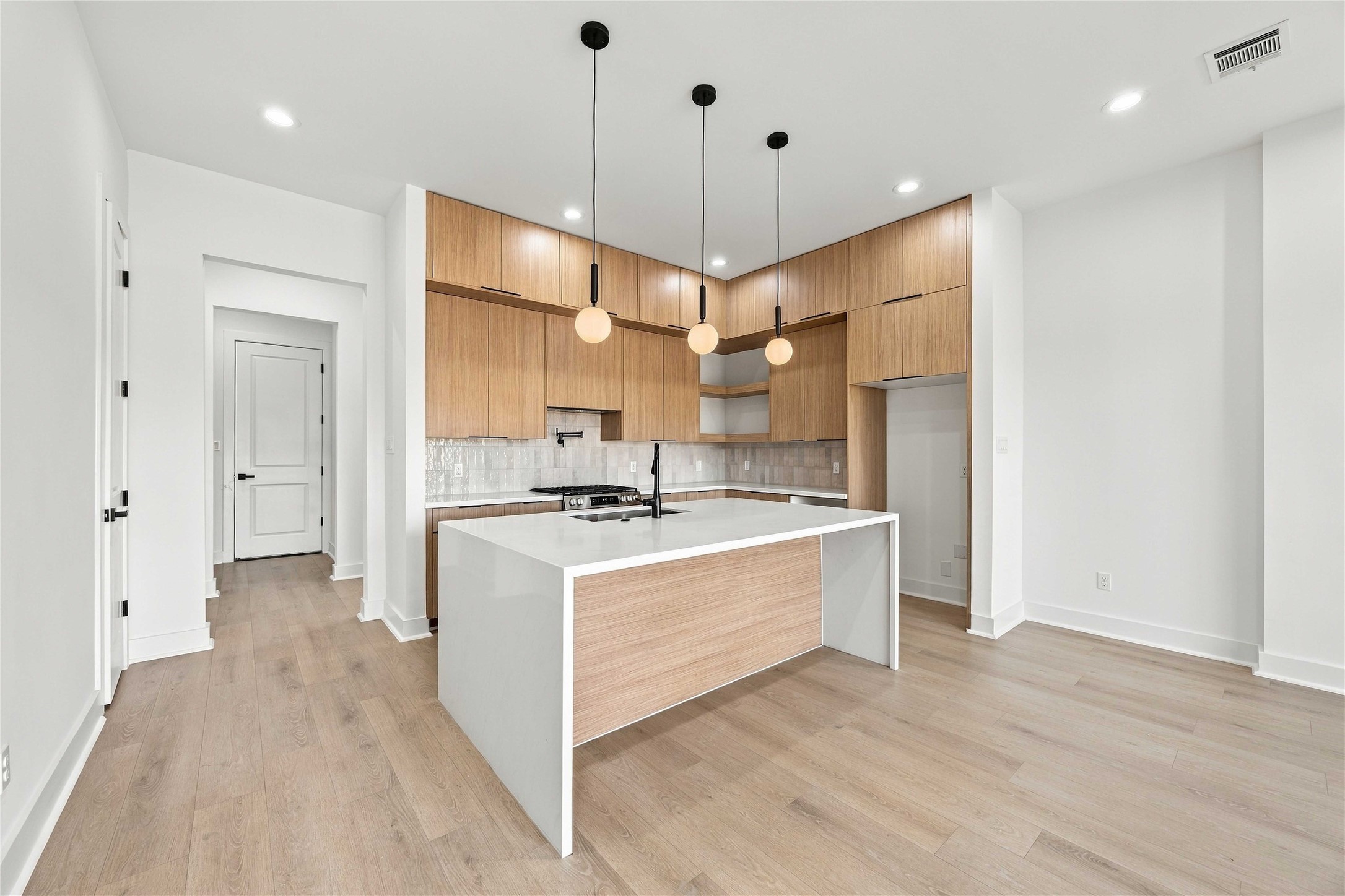 1414 Copeland Street, #B, Houston, TX 77020