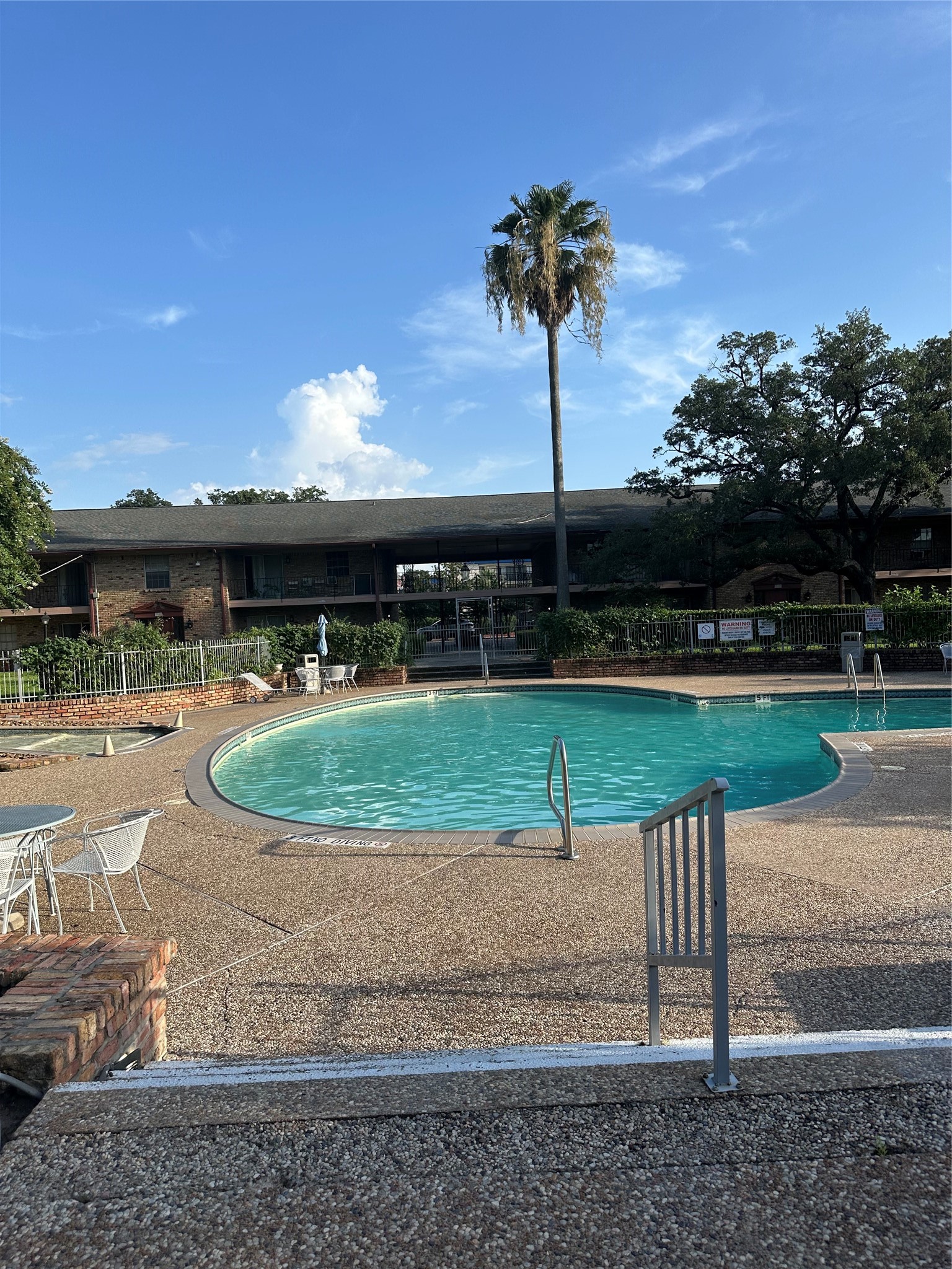 Area pool