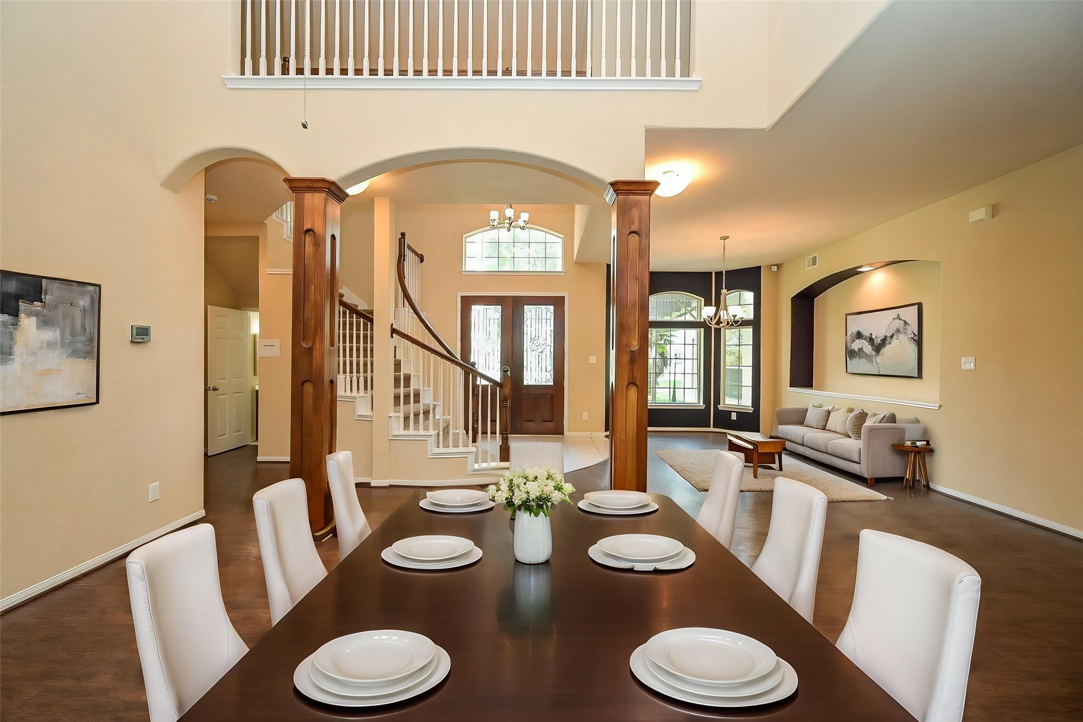 VS Formal Dining