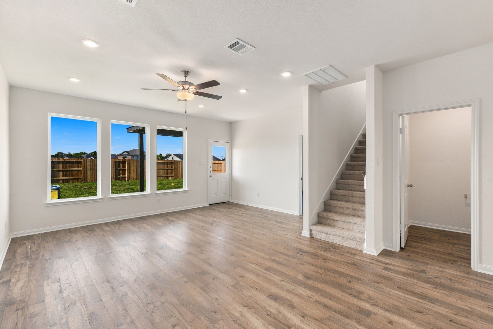 8914 Mystery Stone Drive, Magnolia, TX 77583 8914 Mystery Stone Drive, Magnolia, TX 77583