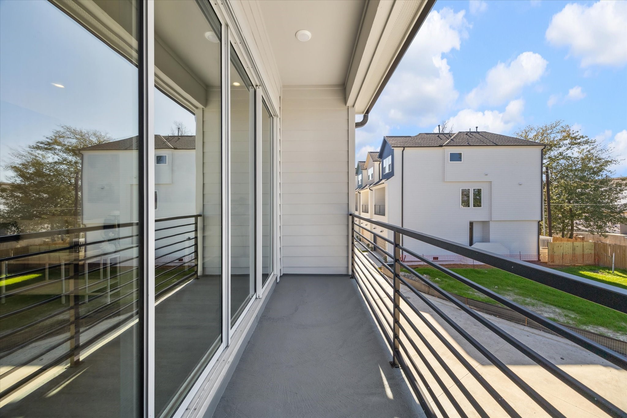 5609 Camino Encantado Drive, Houston, TX 77091