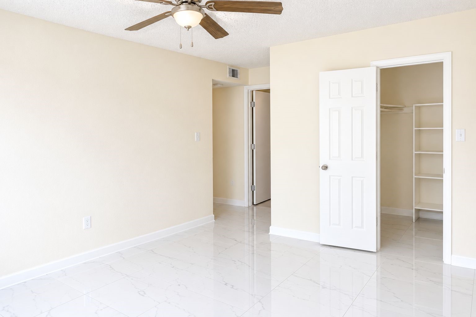 250 El Dorado Boulevard, #107, Houston, TX 77598
