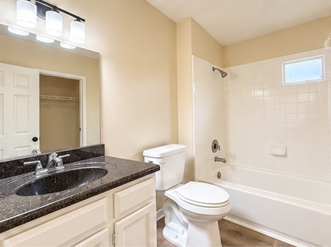 15821 Ridgecroft Road, Houston, TX 77053