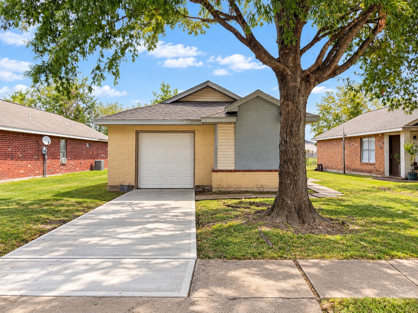 15821 Ridgecroft Road, Houston, TX 77053 15821 Ridgecroft Road, Houston, TX 77053