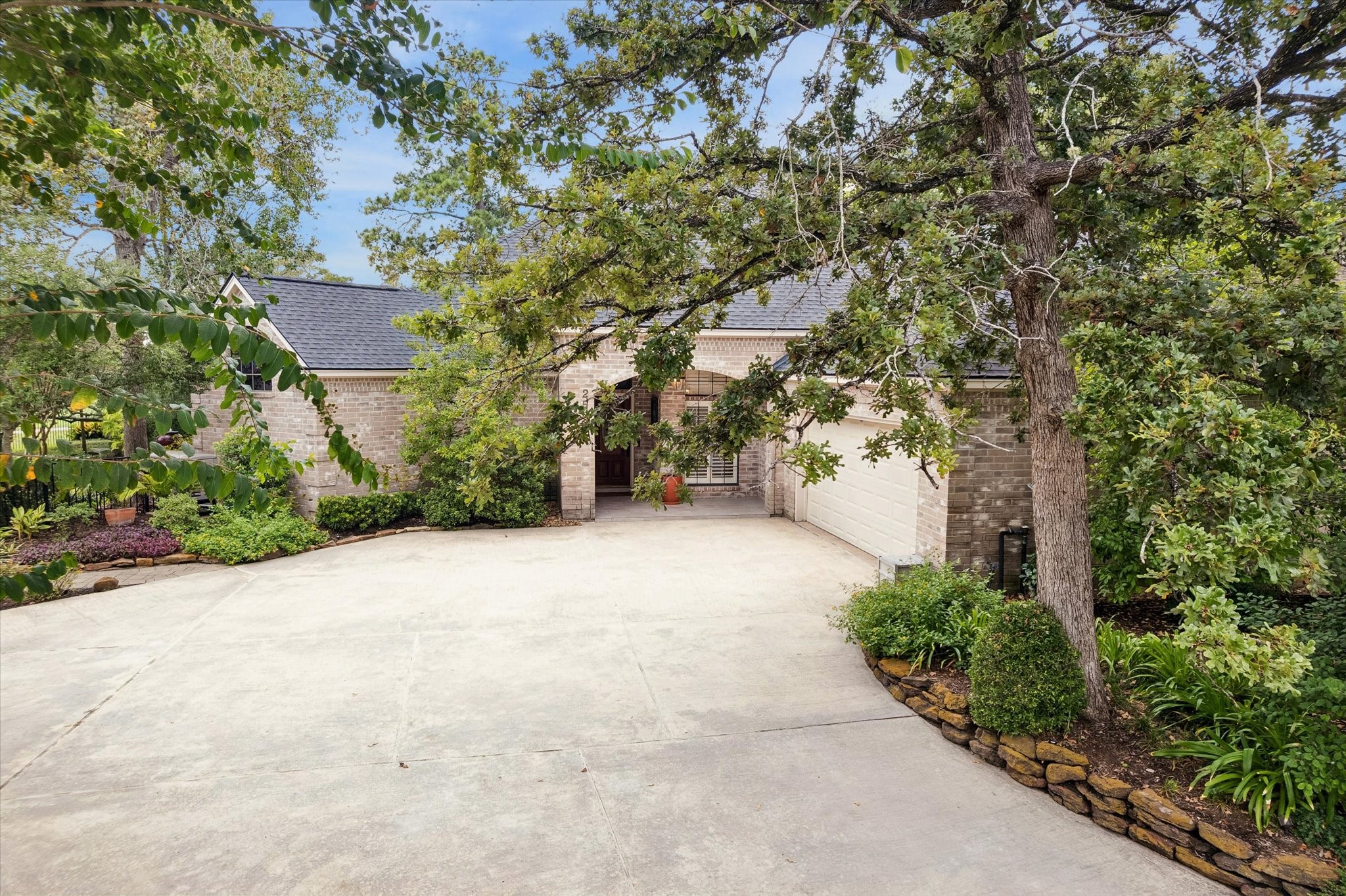 25023 Northampton Terrace Drive, Spring, TX 77389 25023 Northampton Terrace Drive, Spring, TX 77389