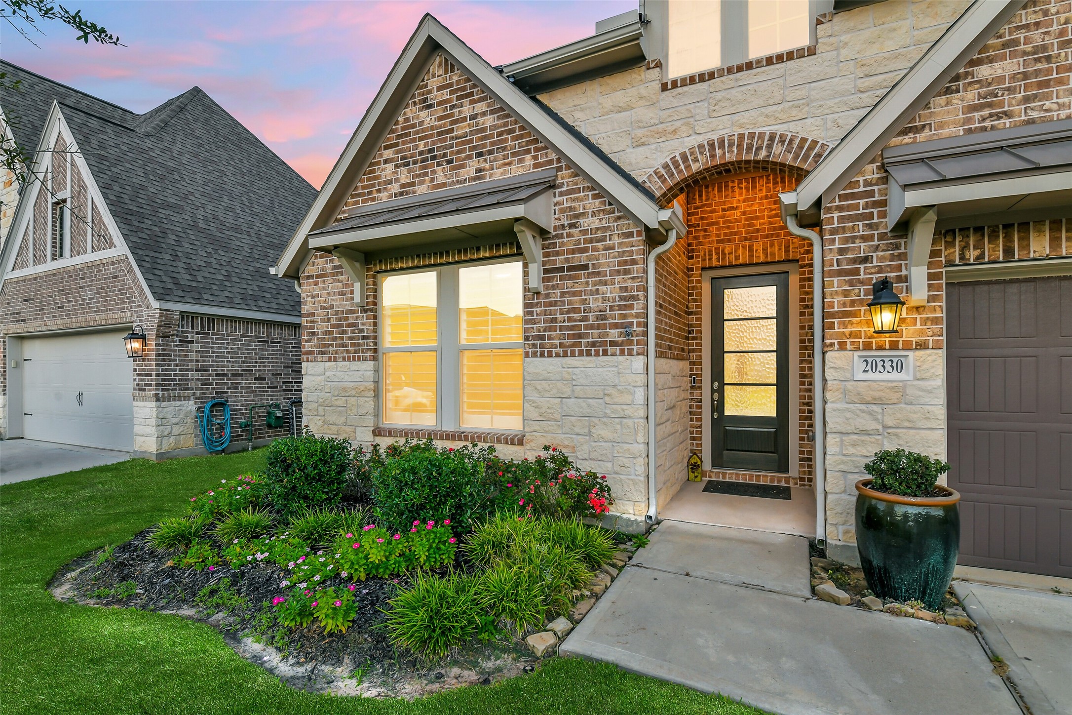 With established landscaping, this home is sure to please!
