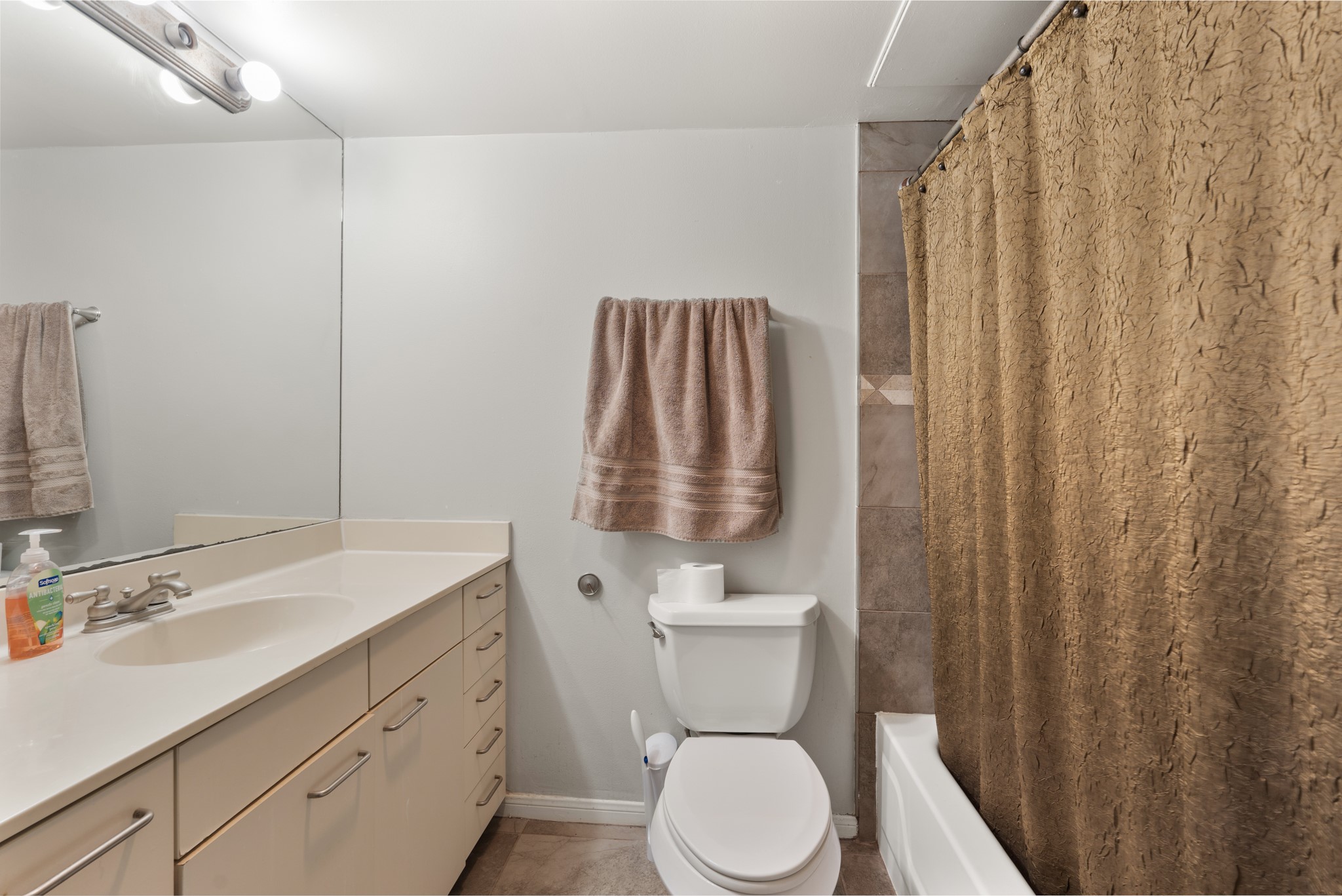 3525 Sage Road, #1412, Houston, TX 77056