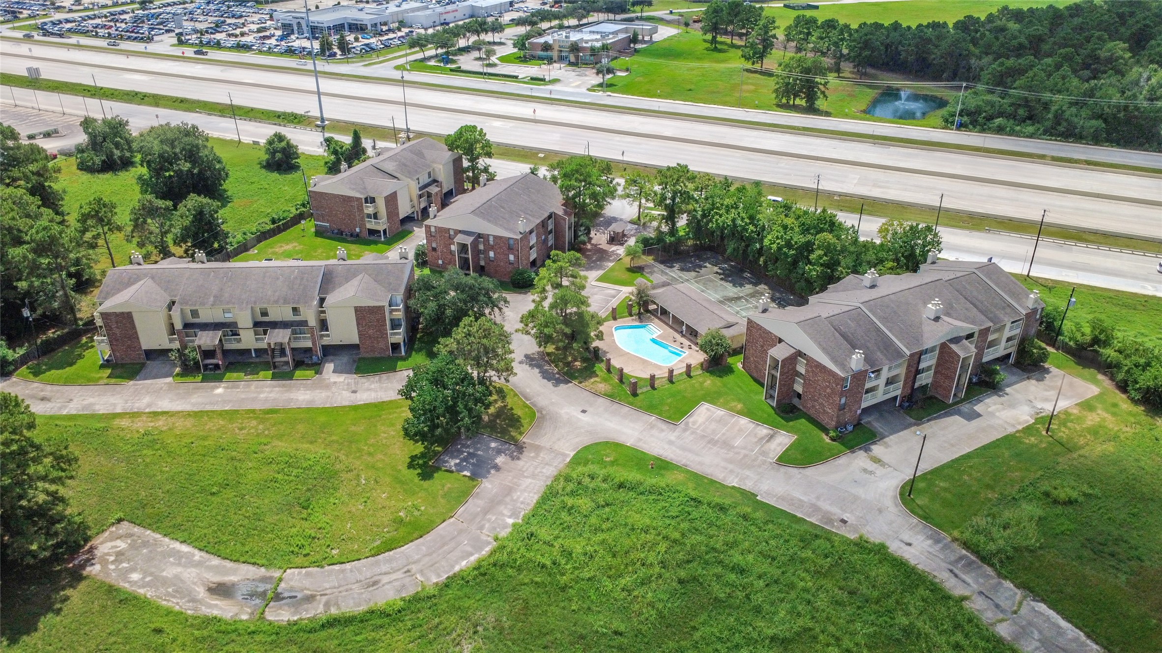 2501 Gulf Freeway, #14A, Dickinson, TX 77539