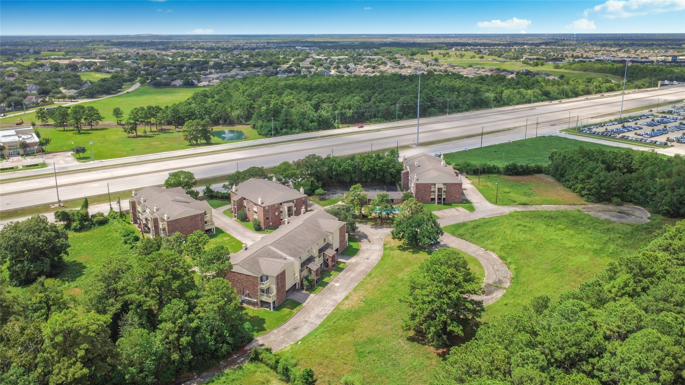 2501 Gulf Freeway, #14A, Dickinson, TX 77539