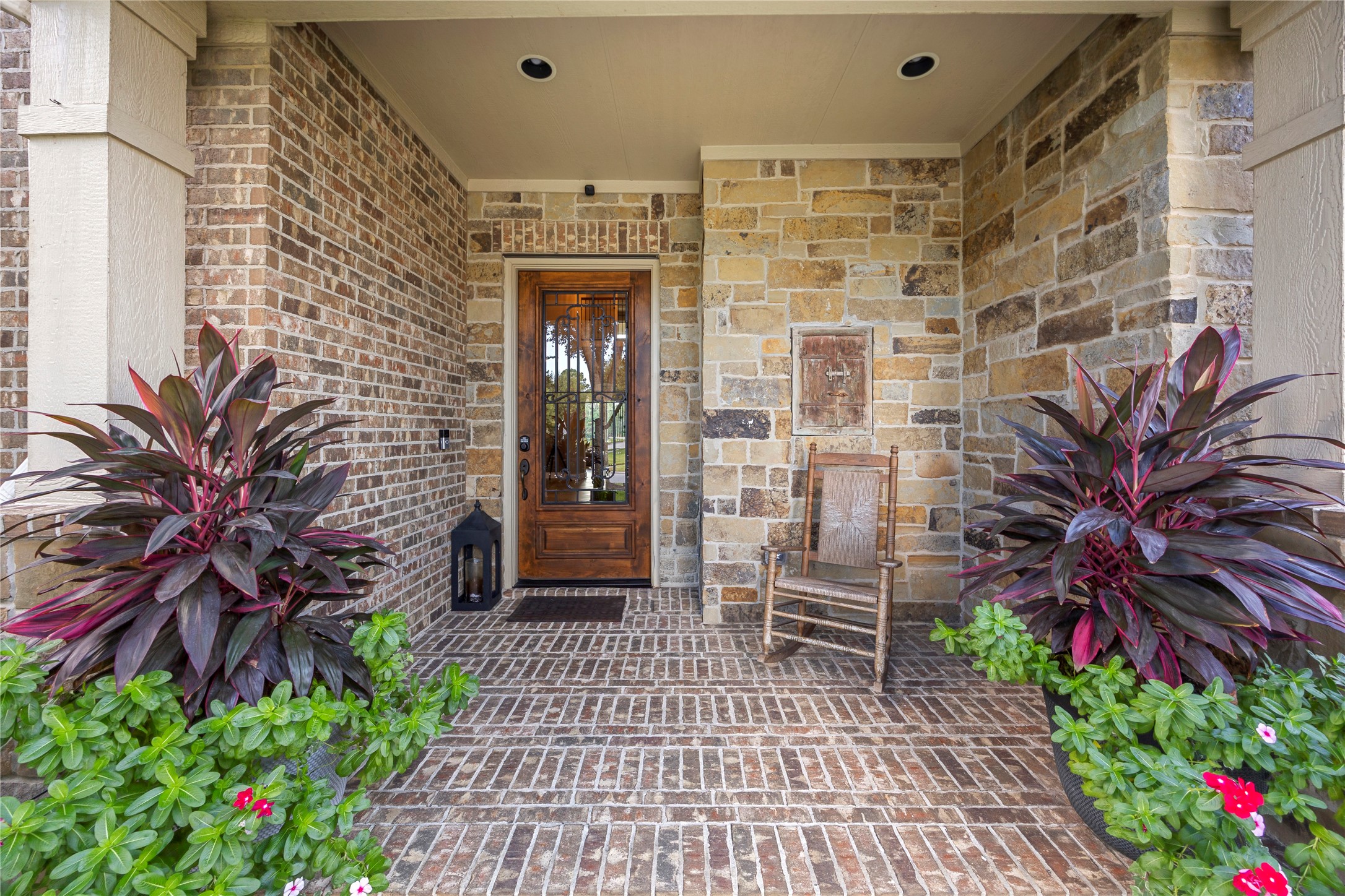 18515 Duke Lake Drive, Spring, TX 77388