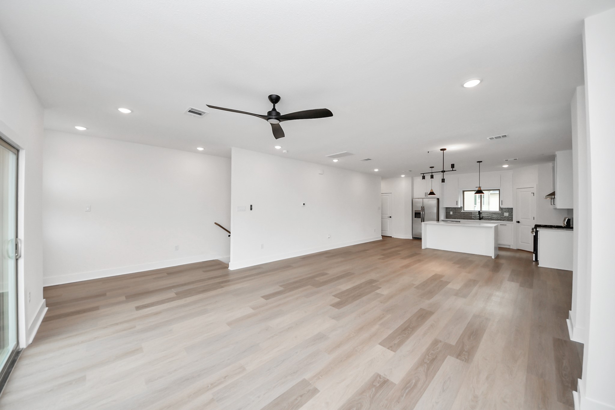 5630 Dolores Street, Houston, TX 77057
