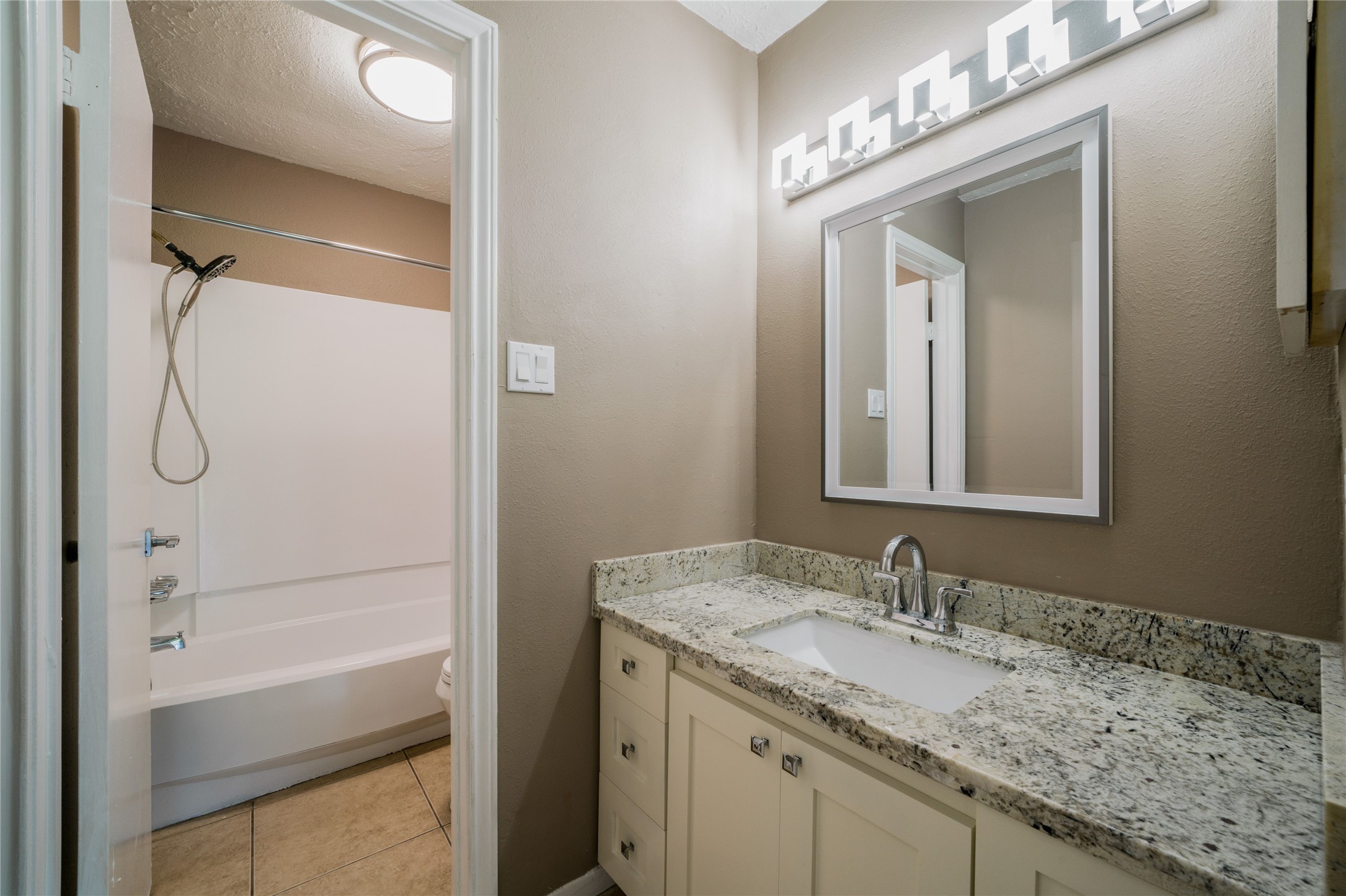 8481 Sands Point Drive, Houston, TX 77036