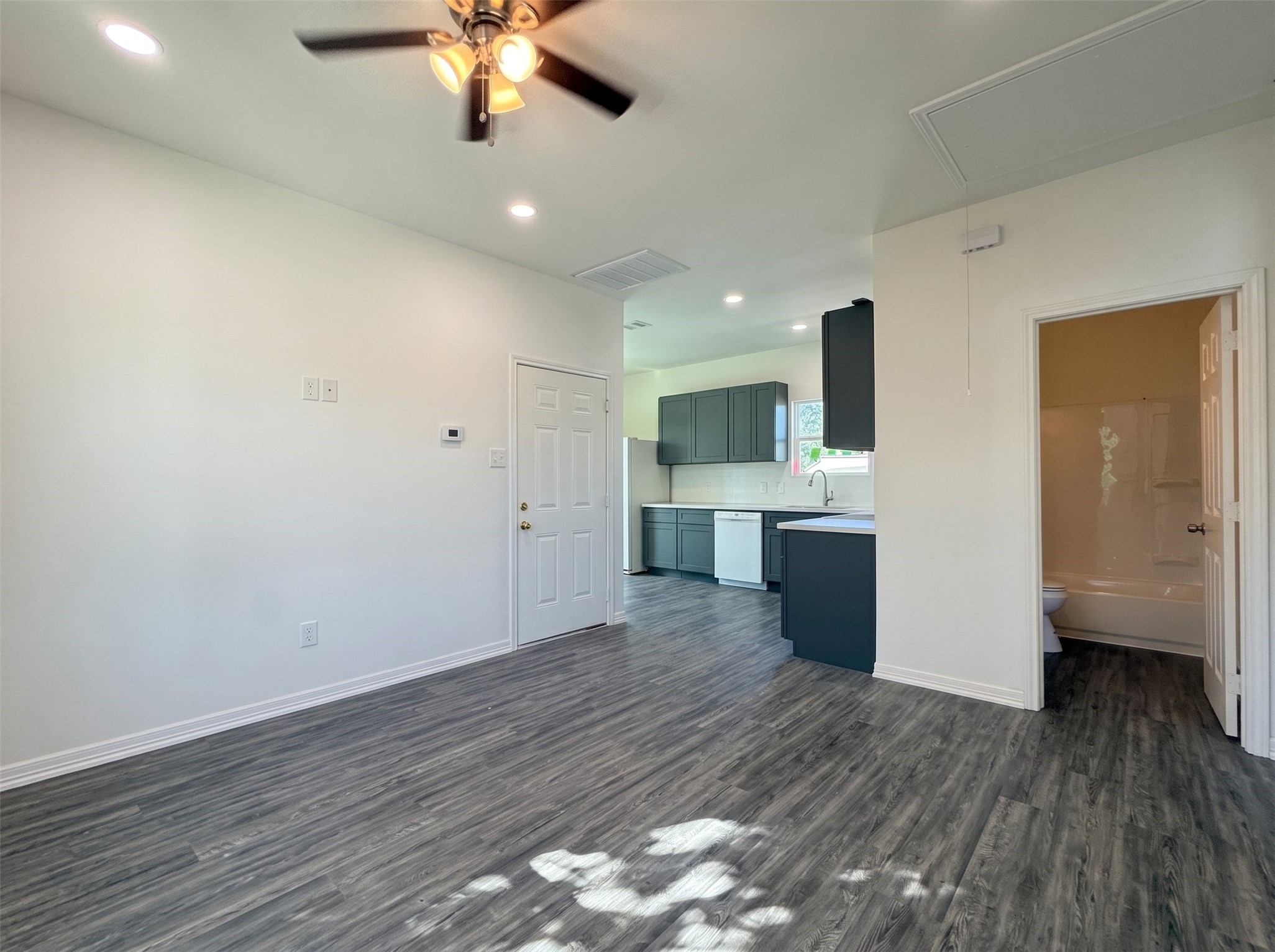 2nd Floor Unit