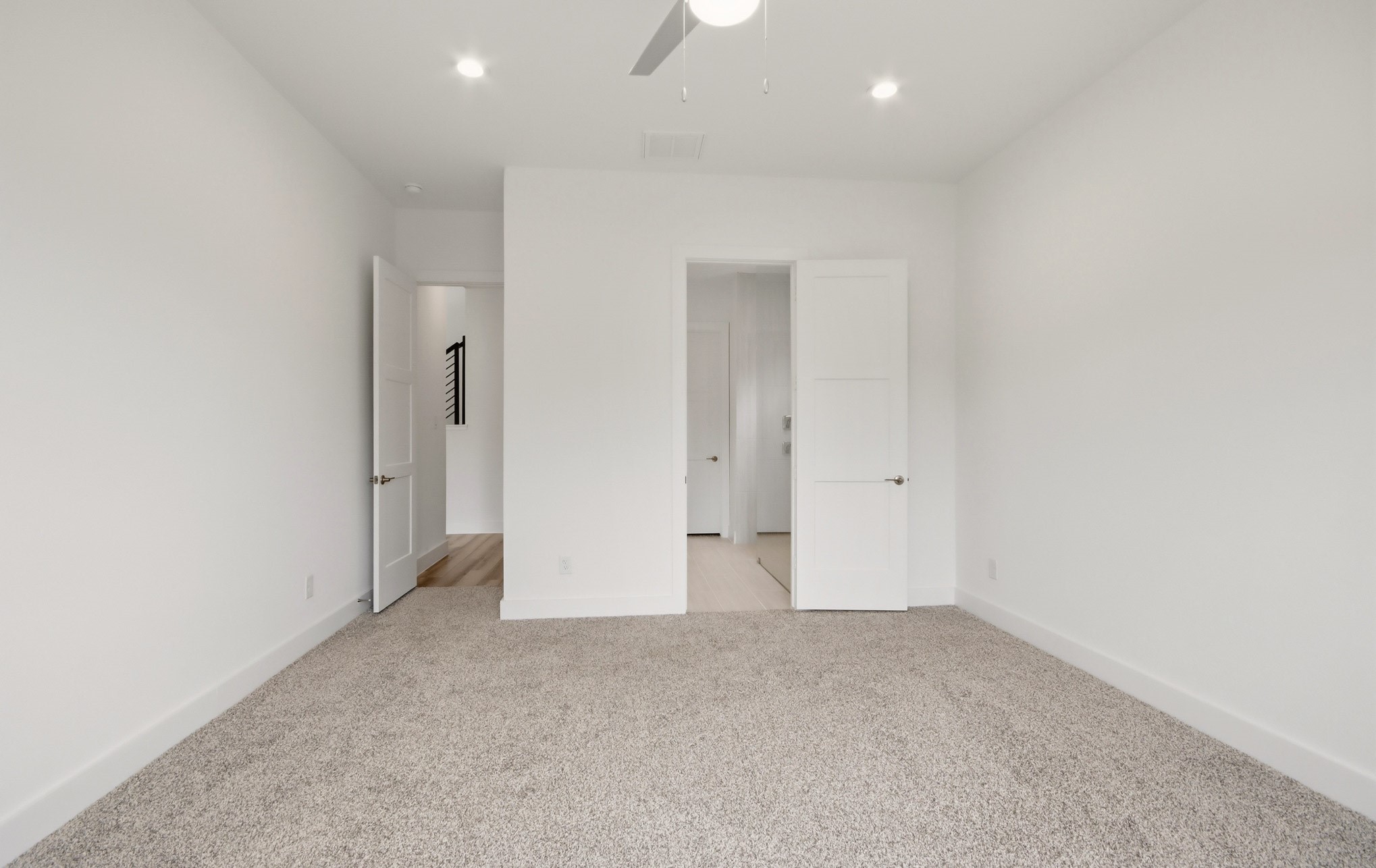 437 Summerset Landing Court, Conroe, TX 77304