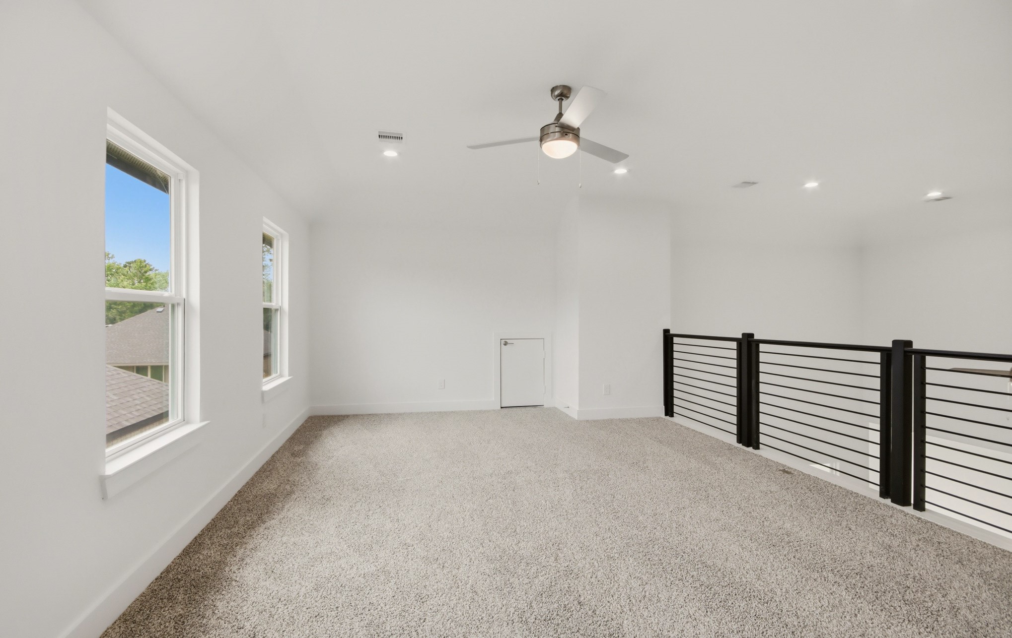 437 Summerset Landing Court, Conroe, TX 77304