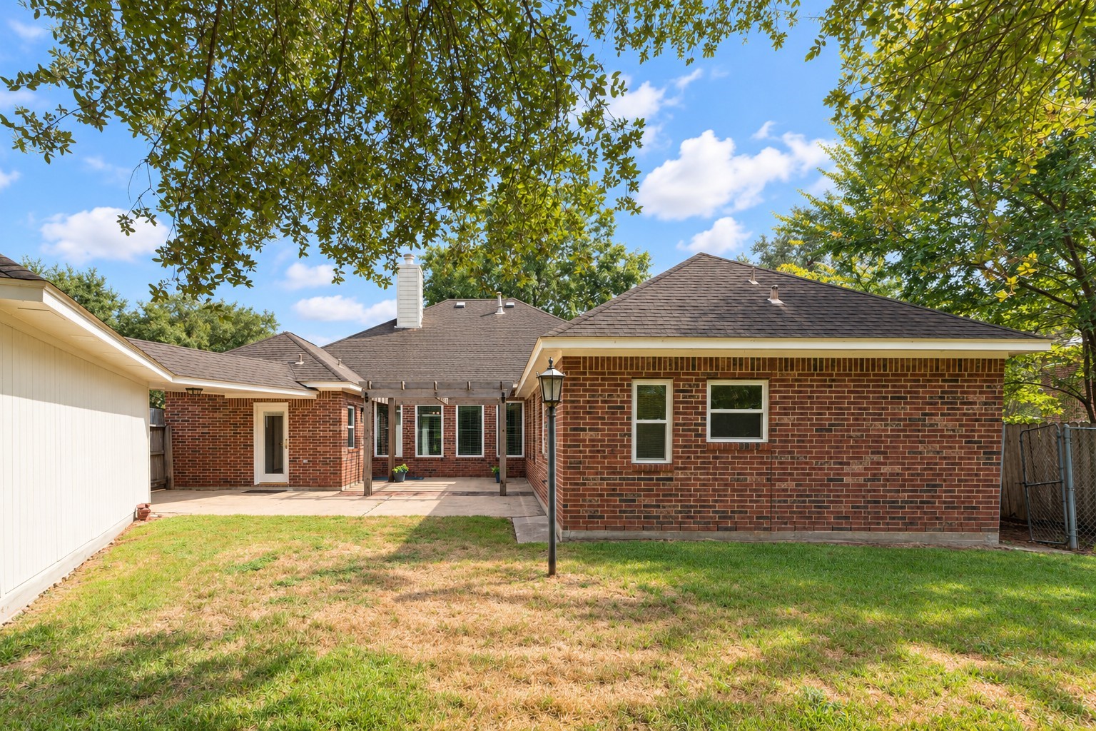 304 Melodywood Drive, Friendswood, TX 77546
