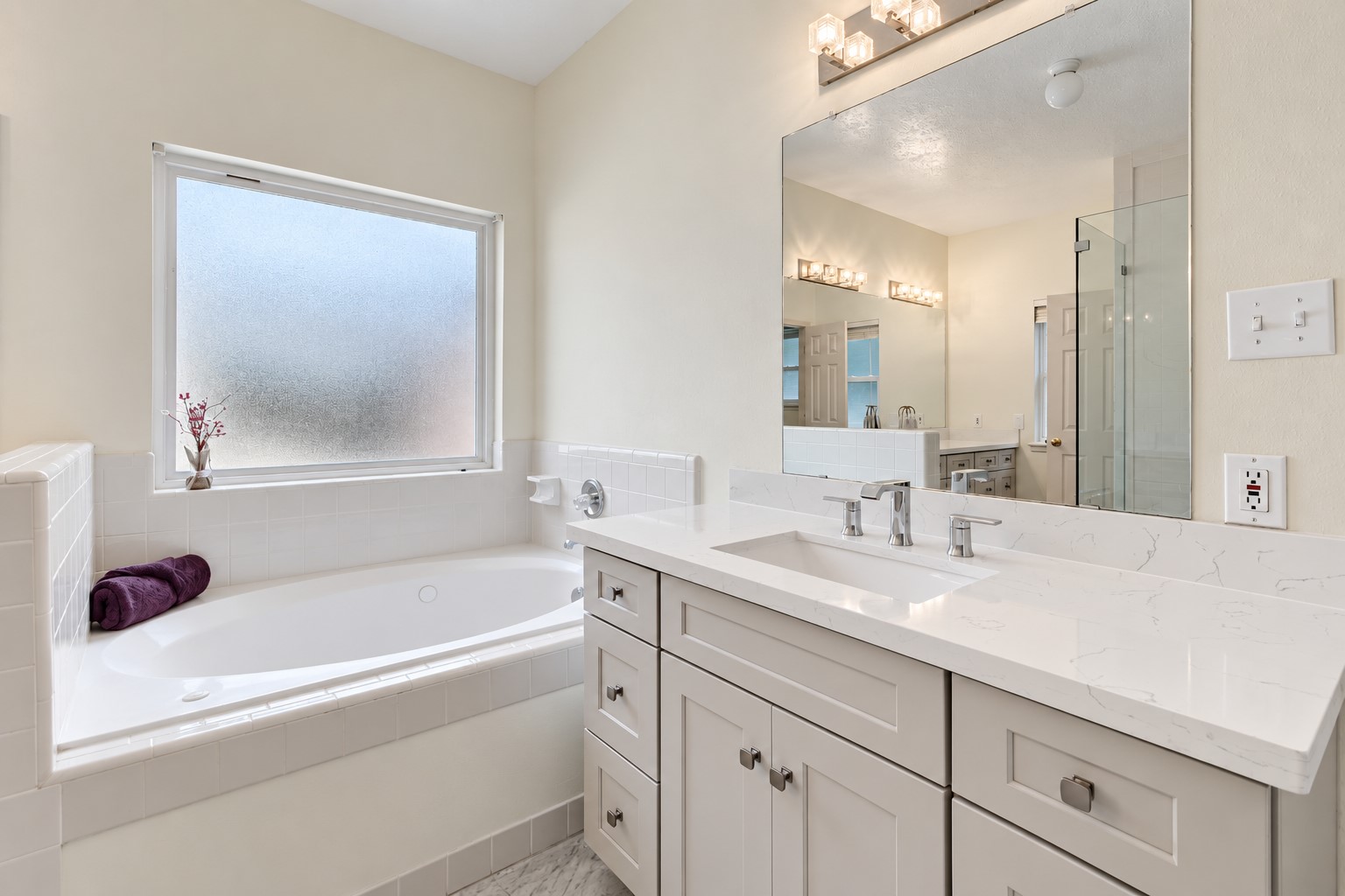 304 Melodywood Drive, Friendswood, TX 77546
