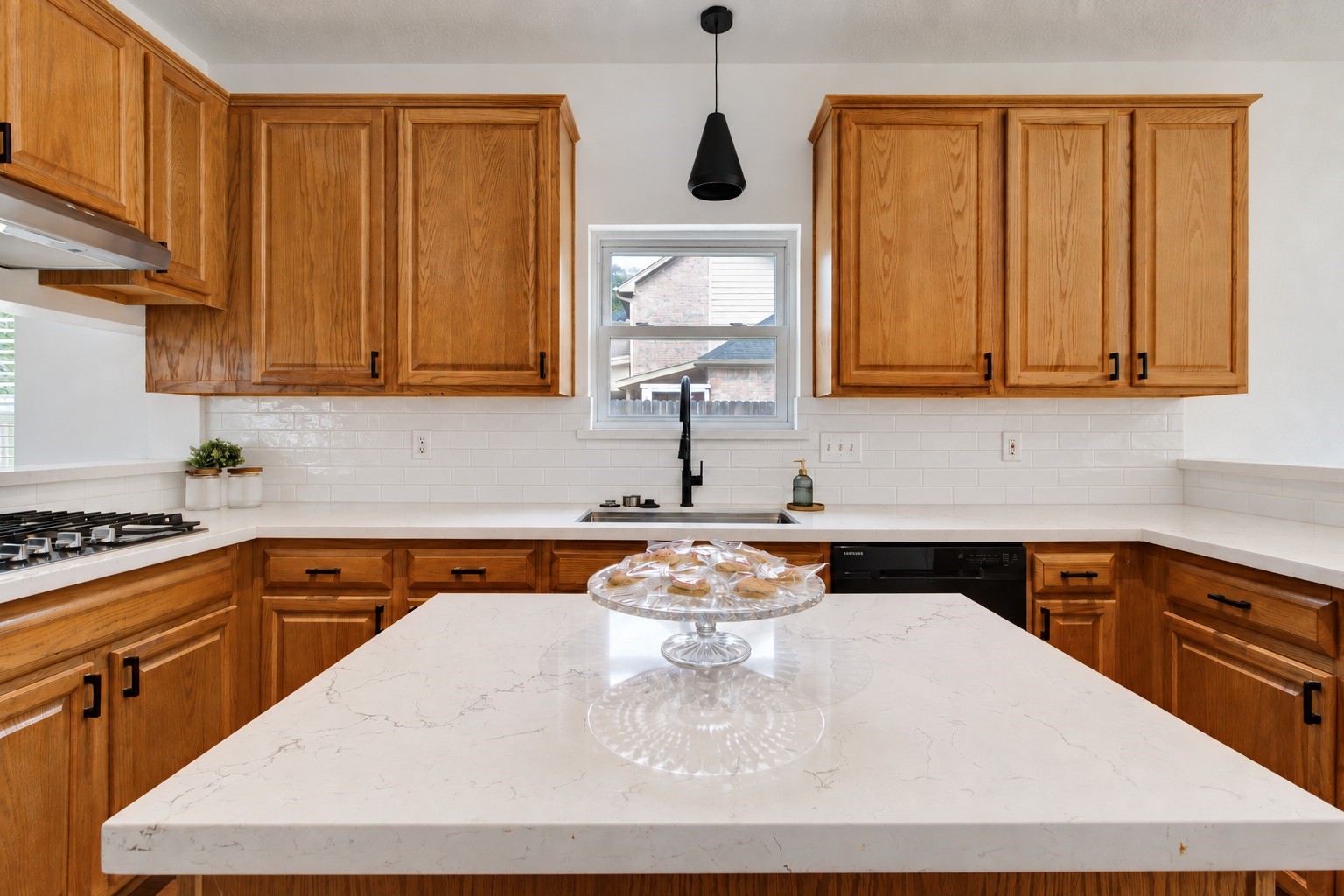304 Melodywood Drive, Friendswood, TX 77546