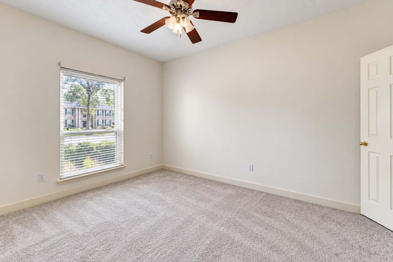 304 Melodywood Drive, Friendswood, TX 77546