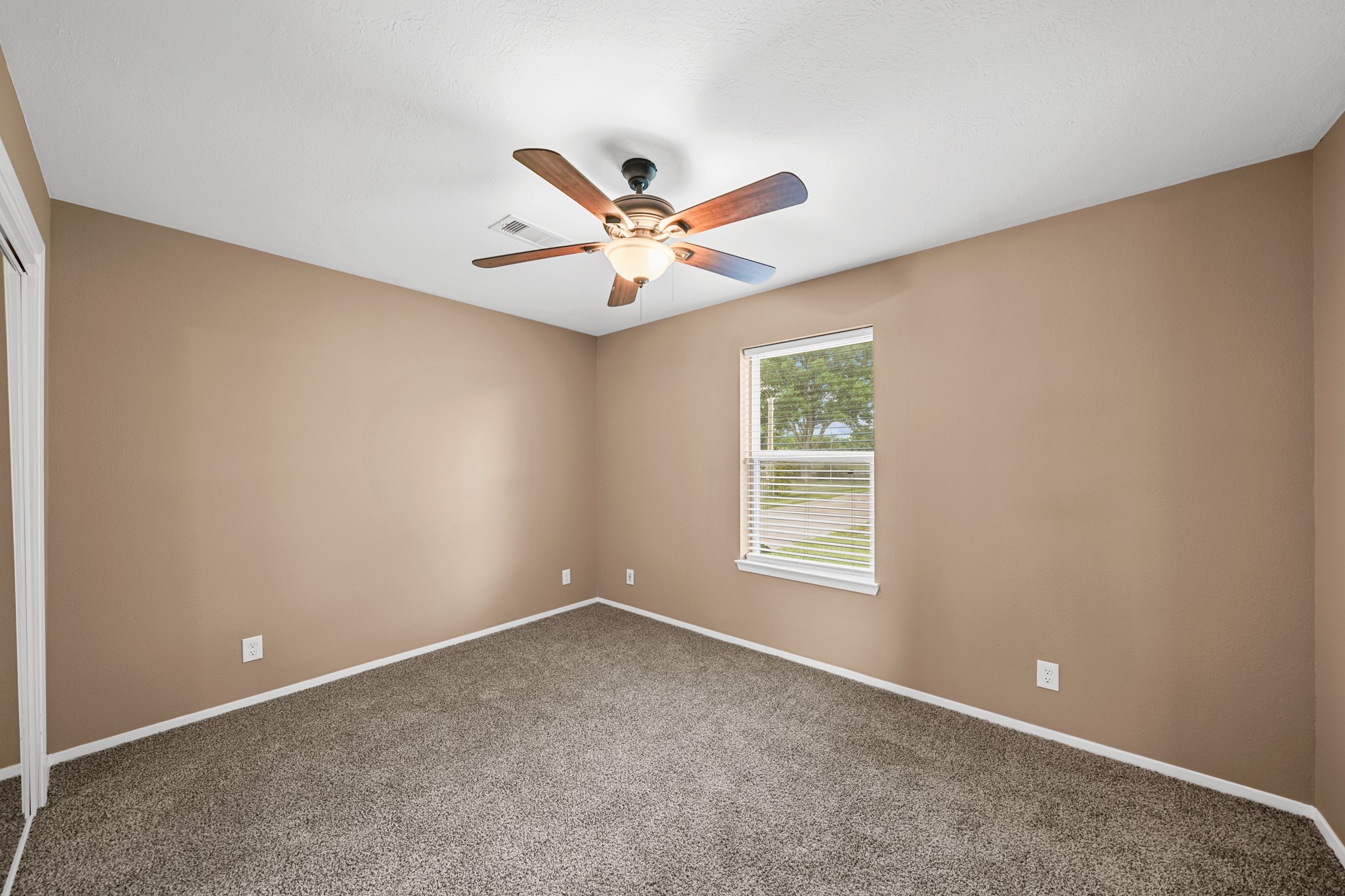 4435 S Tower Road, Santa Fe, TX 77517