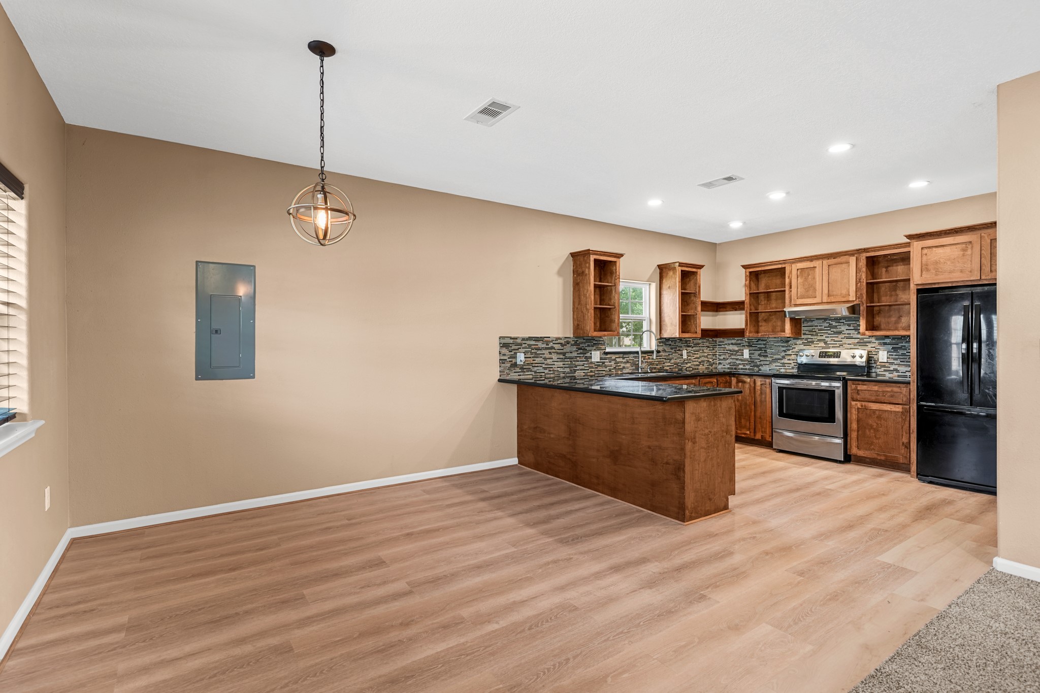 4435 S Tower Road, Santa Fe, TX 77517