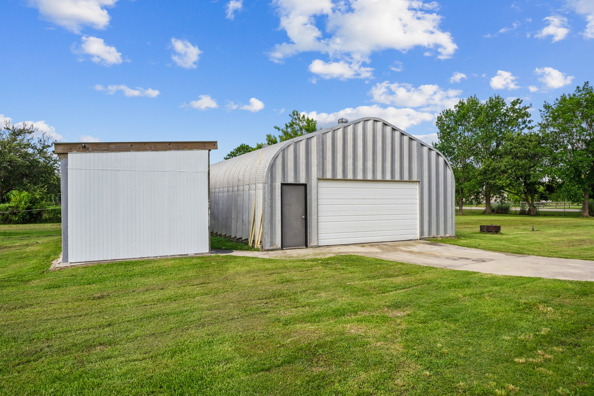4435 S Tower Road, Santa Fe, TX 77517