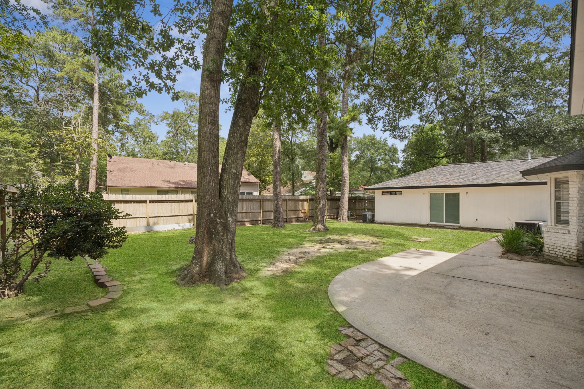 553 Cane River Lane, Conroe, TX 77302