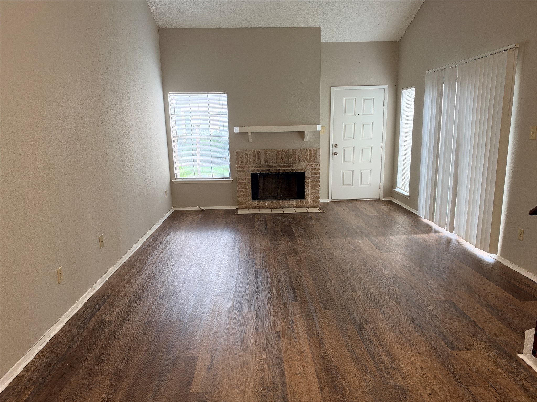 6211 Ludington Drive, #21-909, Houston, TX 77035