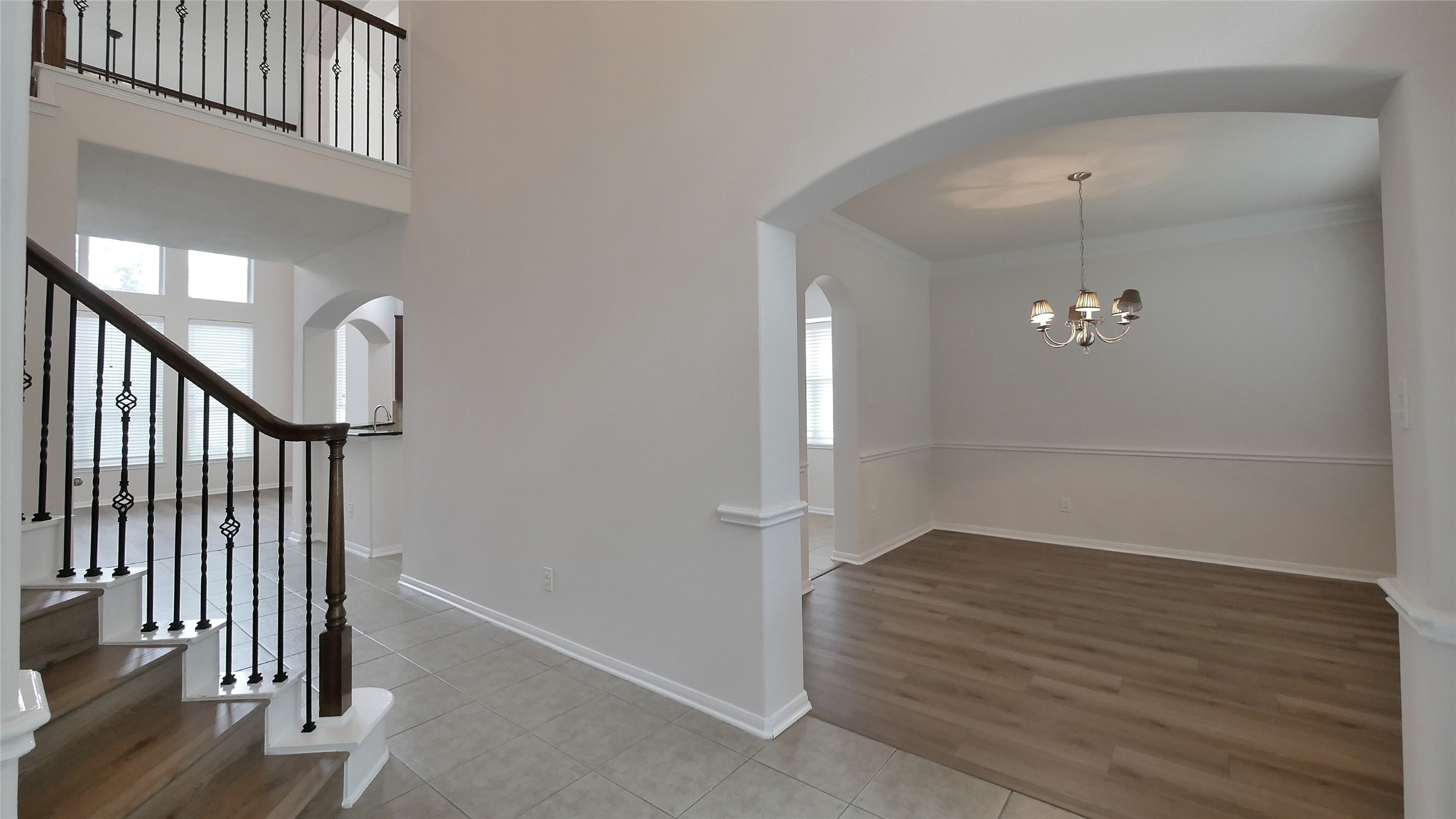 Entry and Formal Dining Entry and Formal Dining