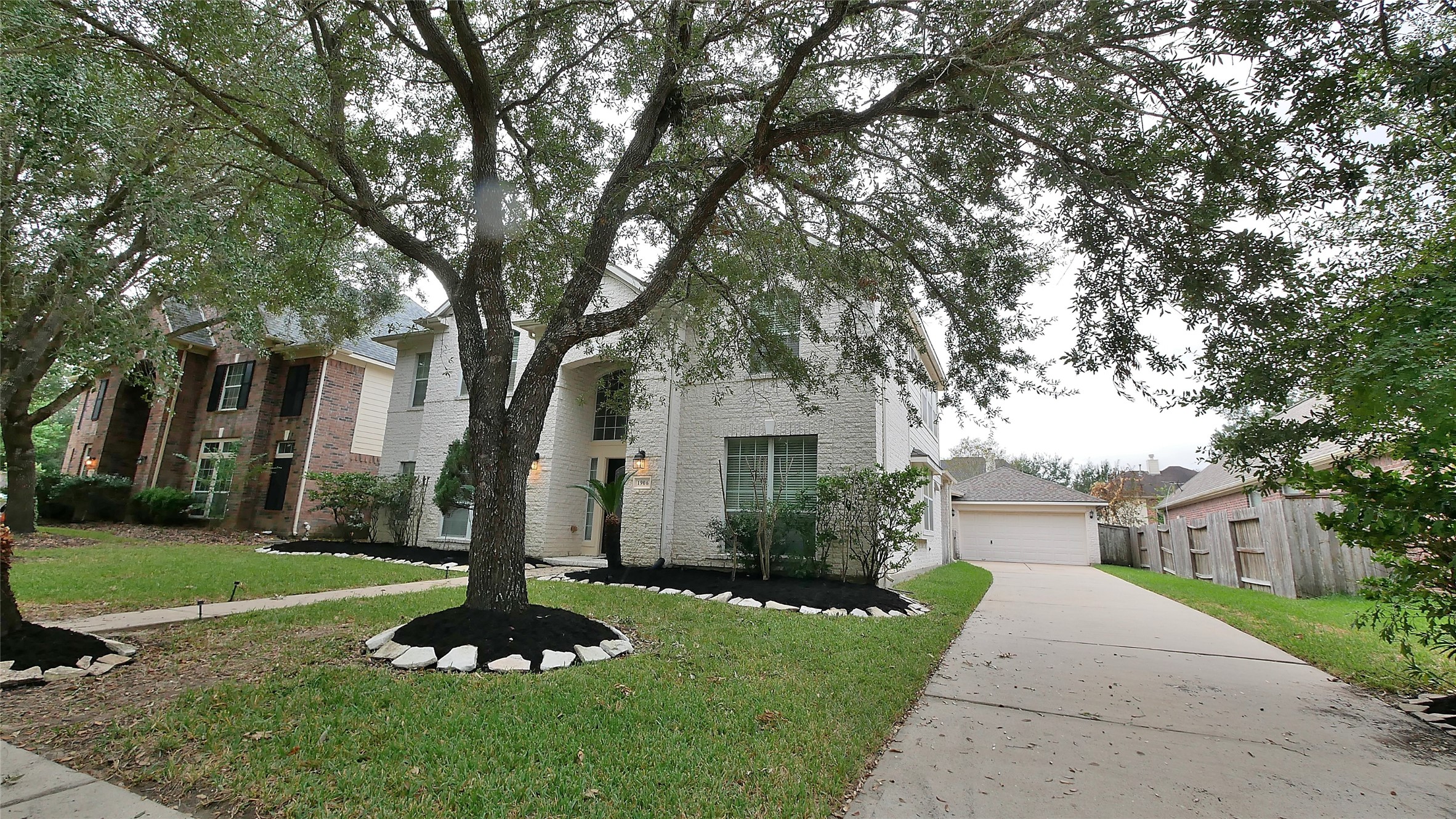 Driveway with Oversized Detached Garage Driveway with Oversized Detached Garage