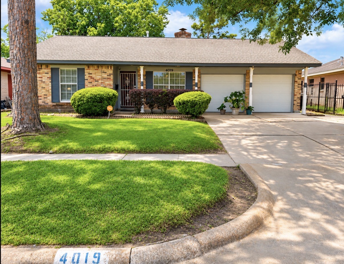 4019 Belgrade Drive, Houston, TX 77045 4019 Belgrade Drive, Houston, TX 77045