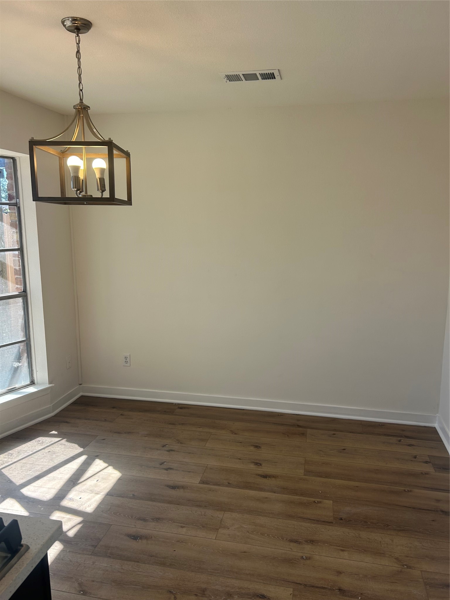 4019 Belgrade Drive, Houston, TX 77045 4019 Belgrade Drive, Houston, TX 77045