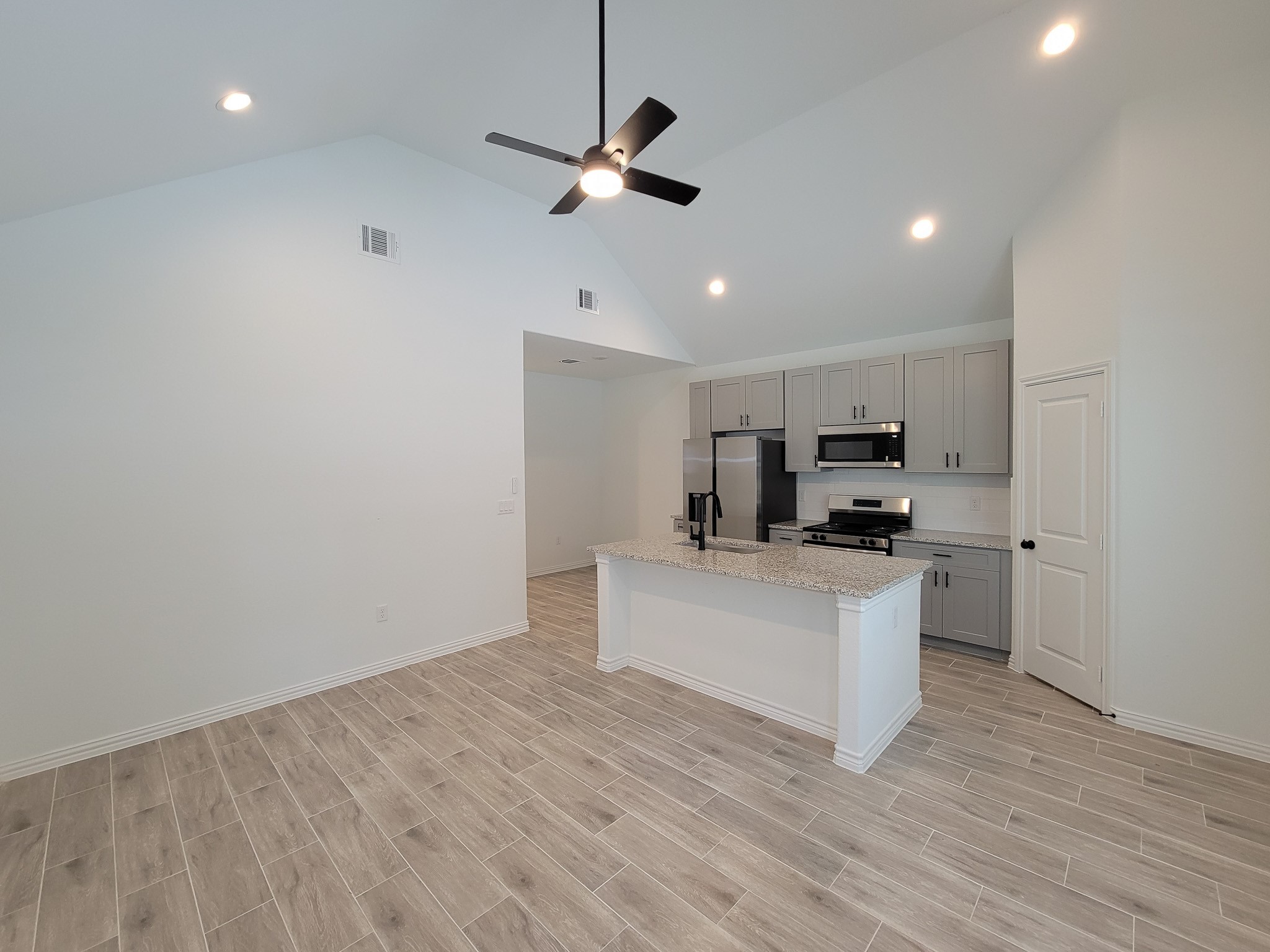11849 NELWOOD, Willis, TX 77318
