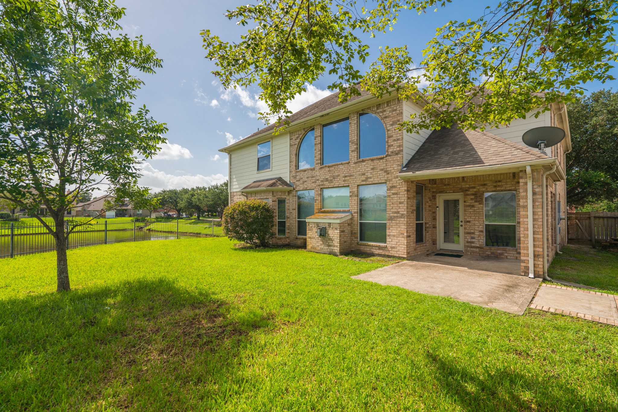 4414 Bridgestone Cedar Drive, Spring, TX 77388