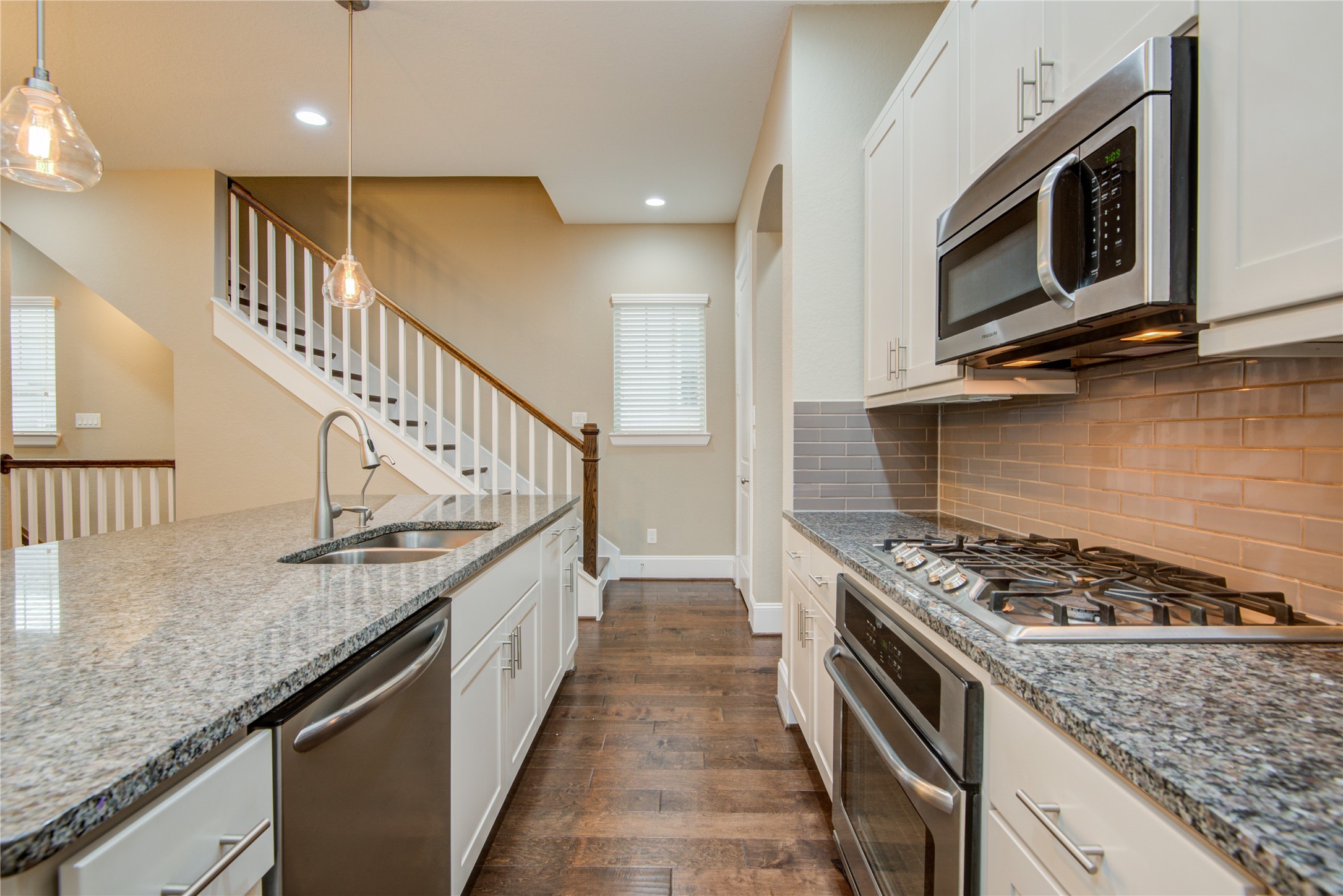 1204 Birkland Pine Lane, Houston, TX 77043
