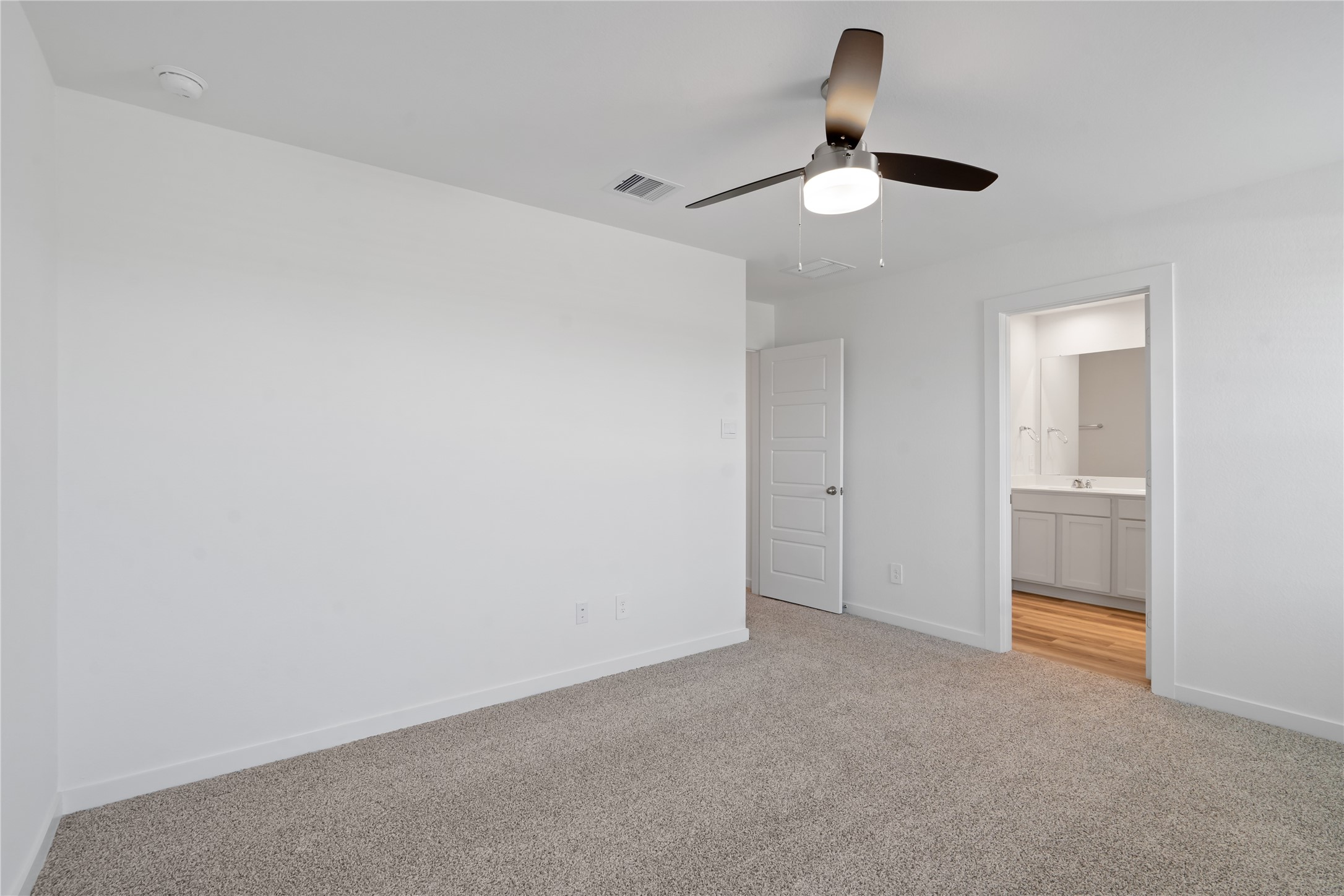 811 Gran Torino Drive, Houston, TX 77051
