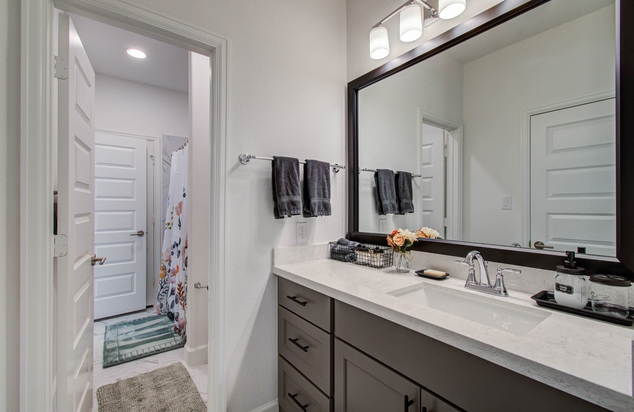 Secondary bath.