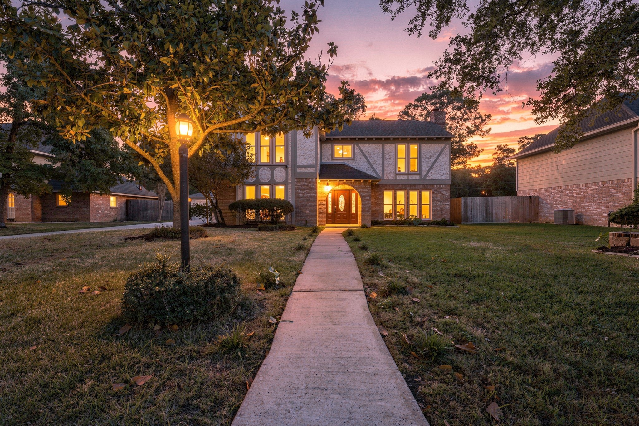 Welcome To 18106 Mahogony Forest Dr! Welcome To 18106 Mahogony Forest Dr!