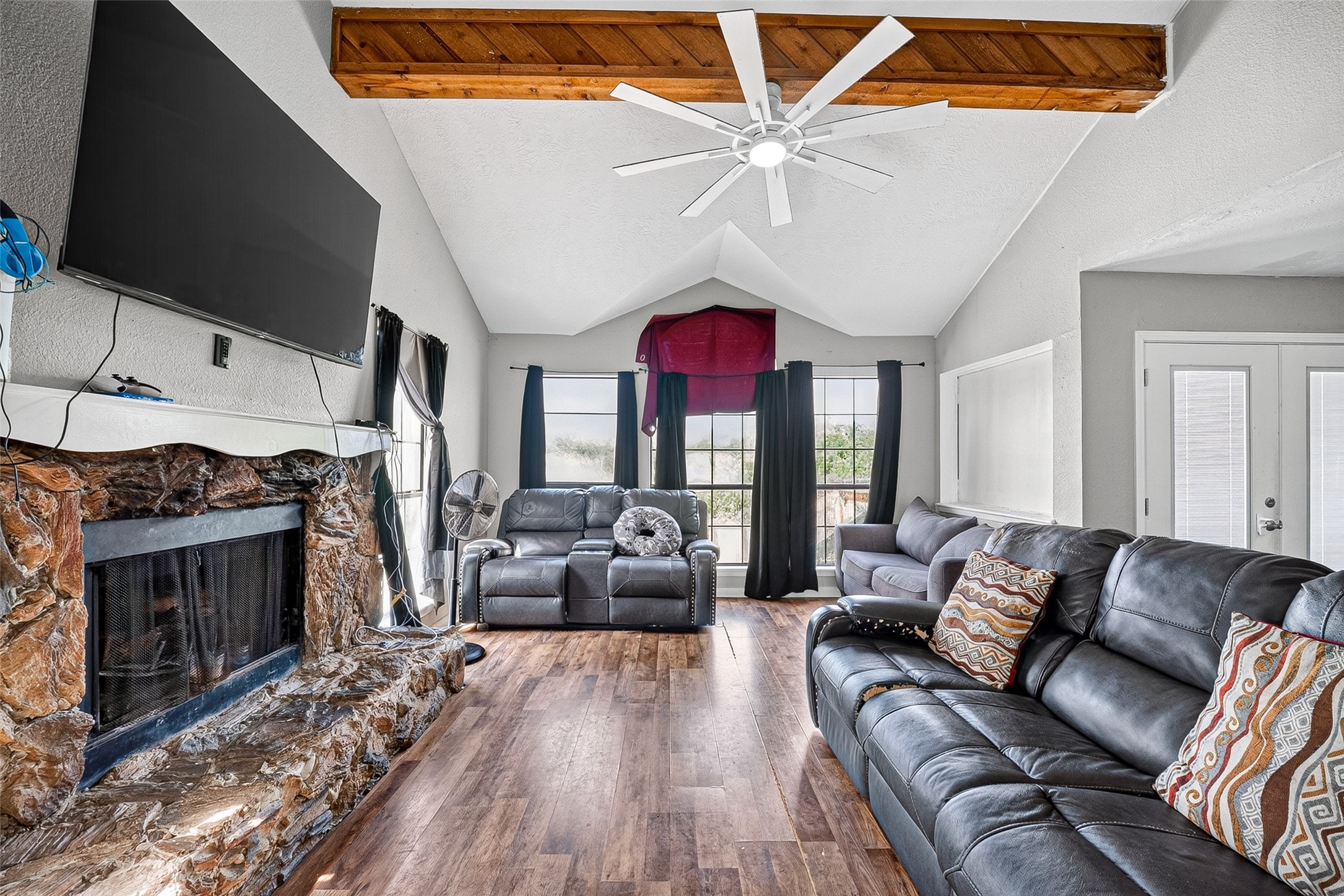 5527 County Road 155, #X77511, Alvin, TX 77511