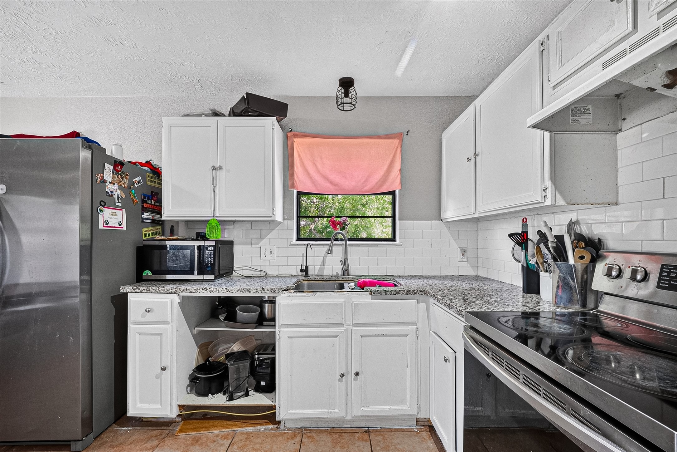 5527 County Road 155, #X77511, Alvin, TX 77511