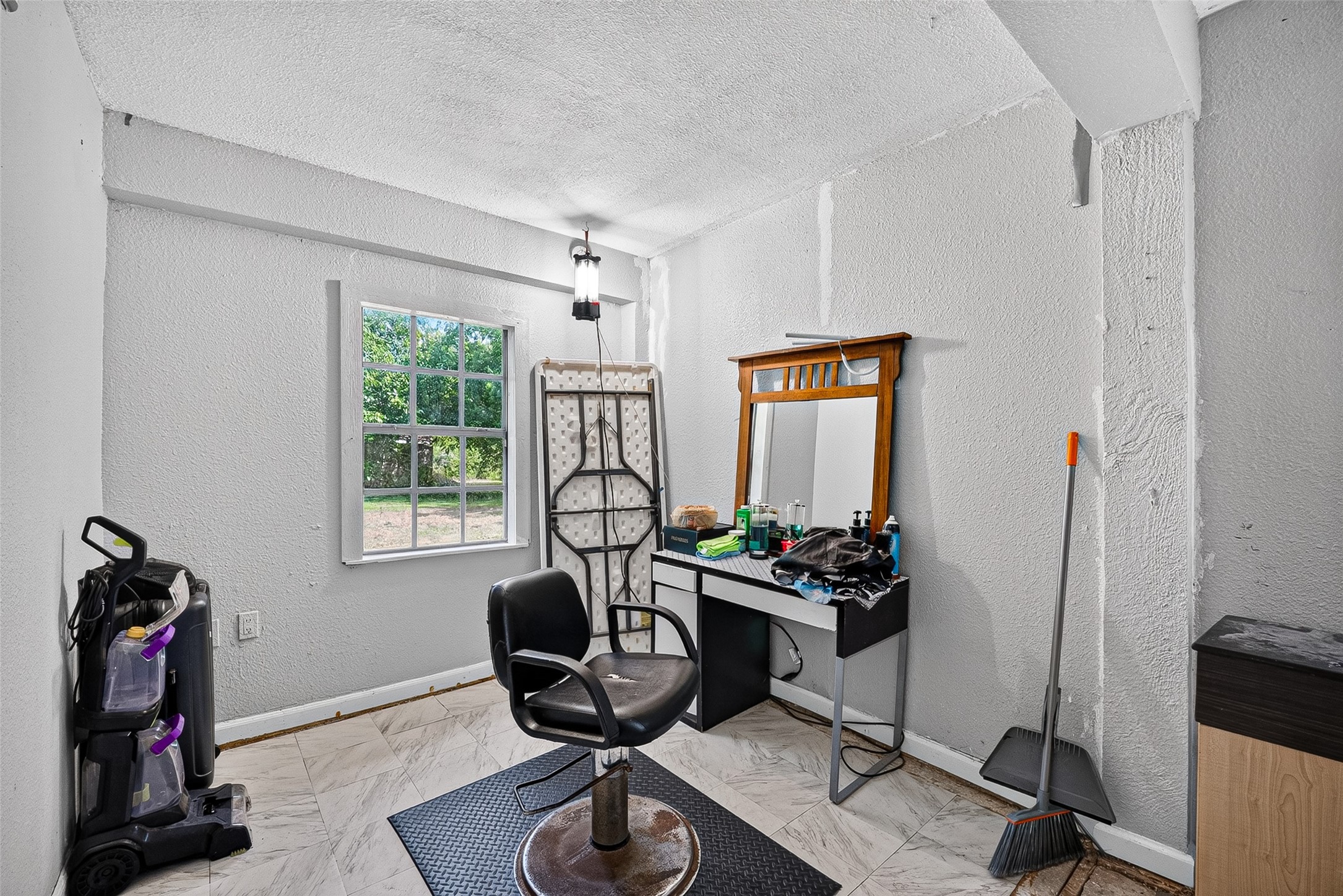 5527 County Road 155, #X77511, Alvin, TX 77511