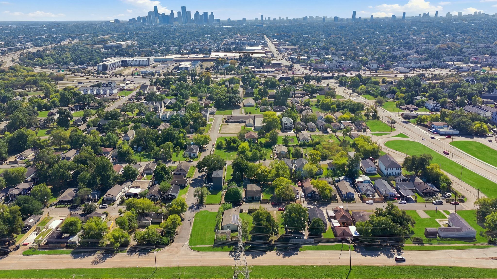 1323 E 36th Street, Houston, TX 77022