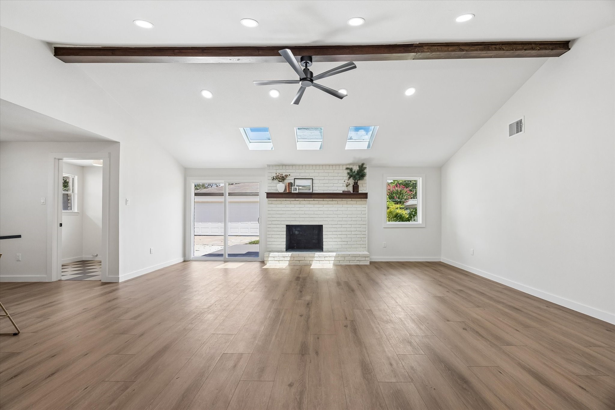 10618 Wickersham Lane, Houston, TX 77042