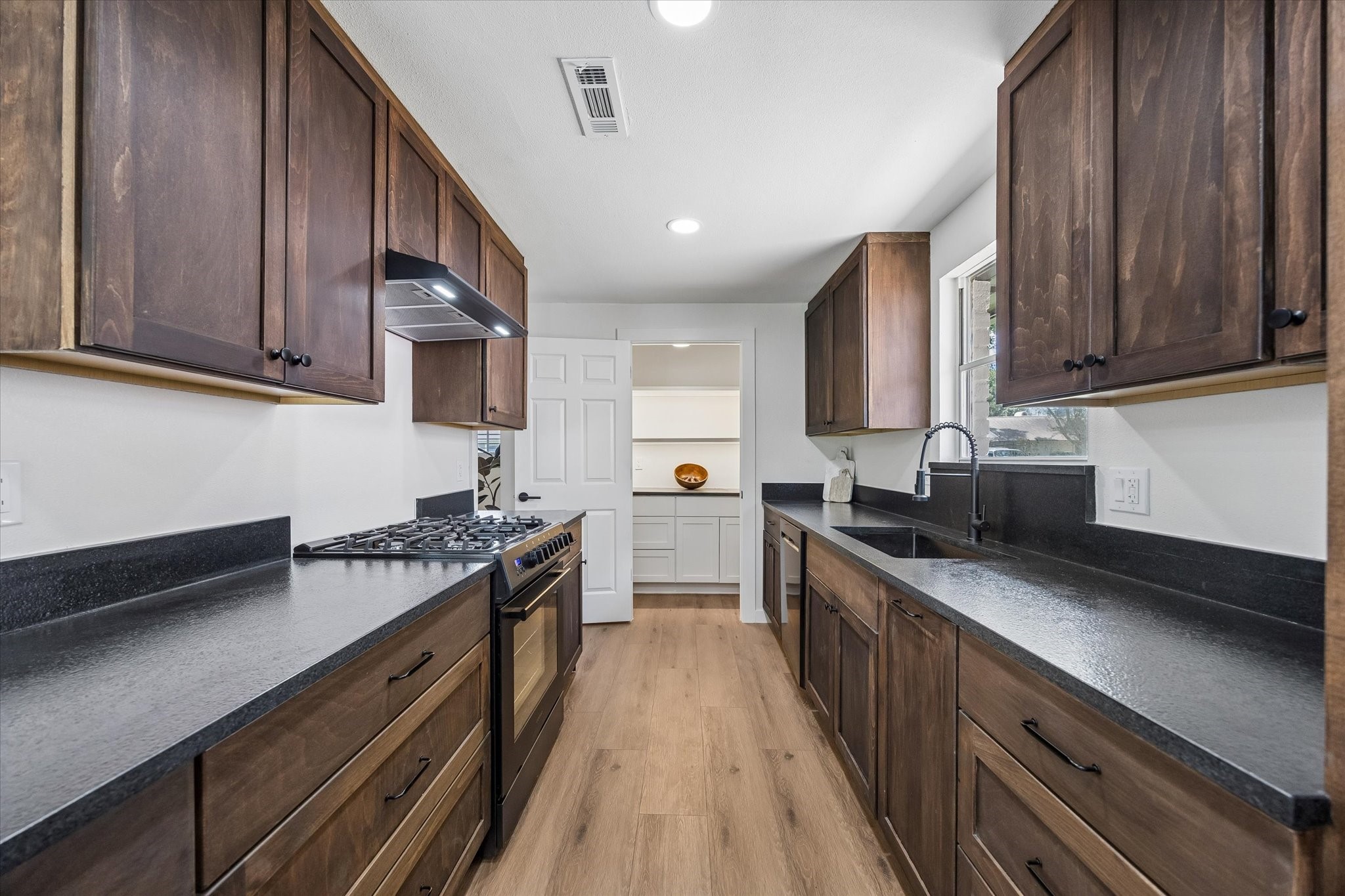 10618 Wickersham Lane, Houston, TX 77042