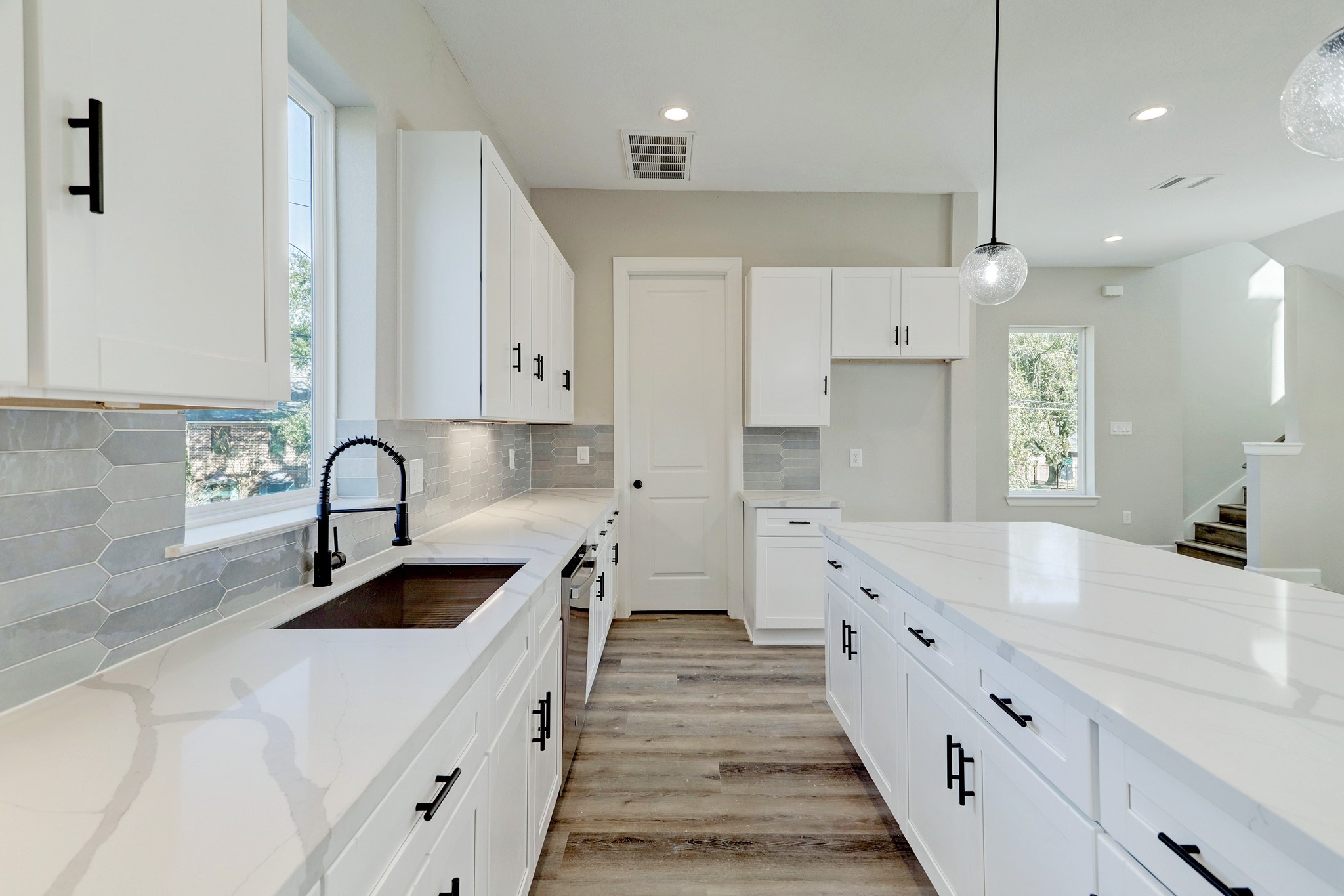 9402 Rain Mood Lane, Houston, TX 77080