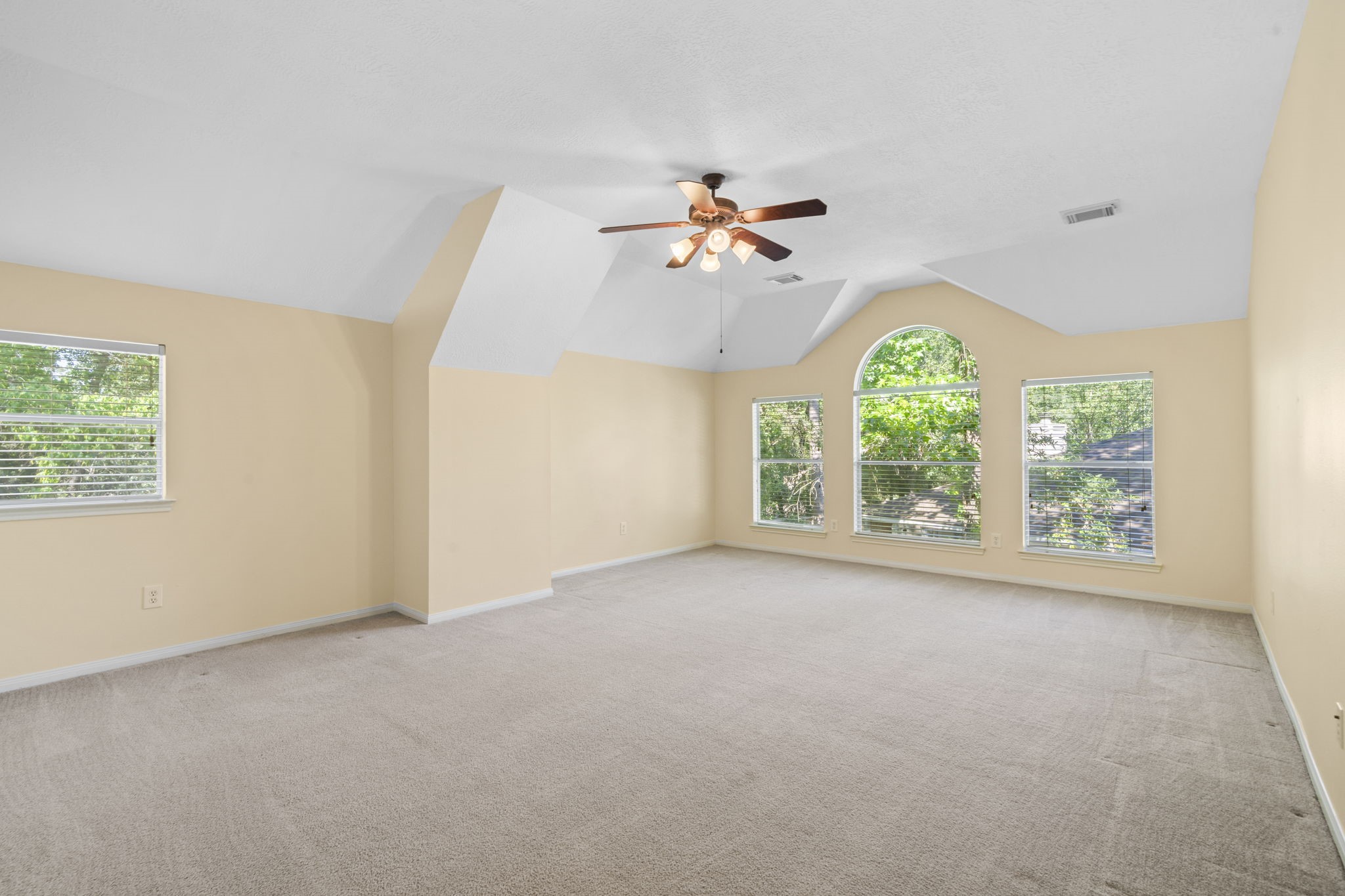 Game room / Flex space